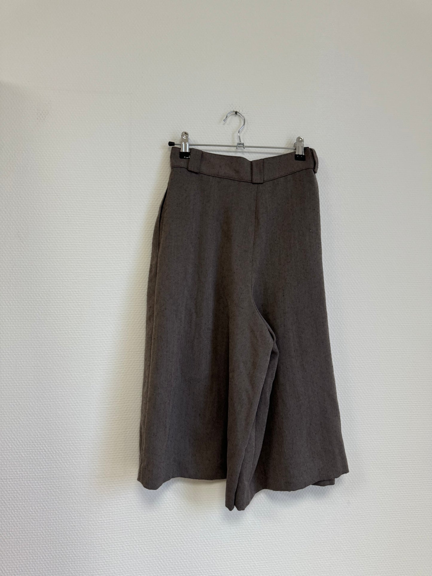 Short long beige