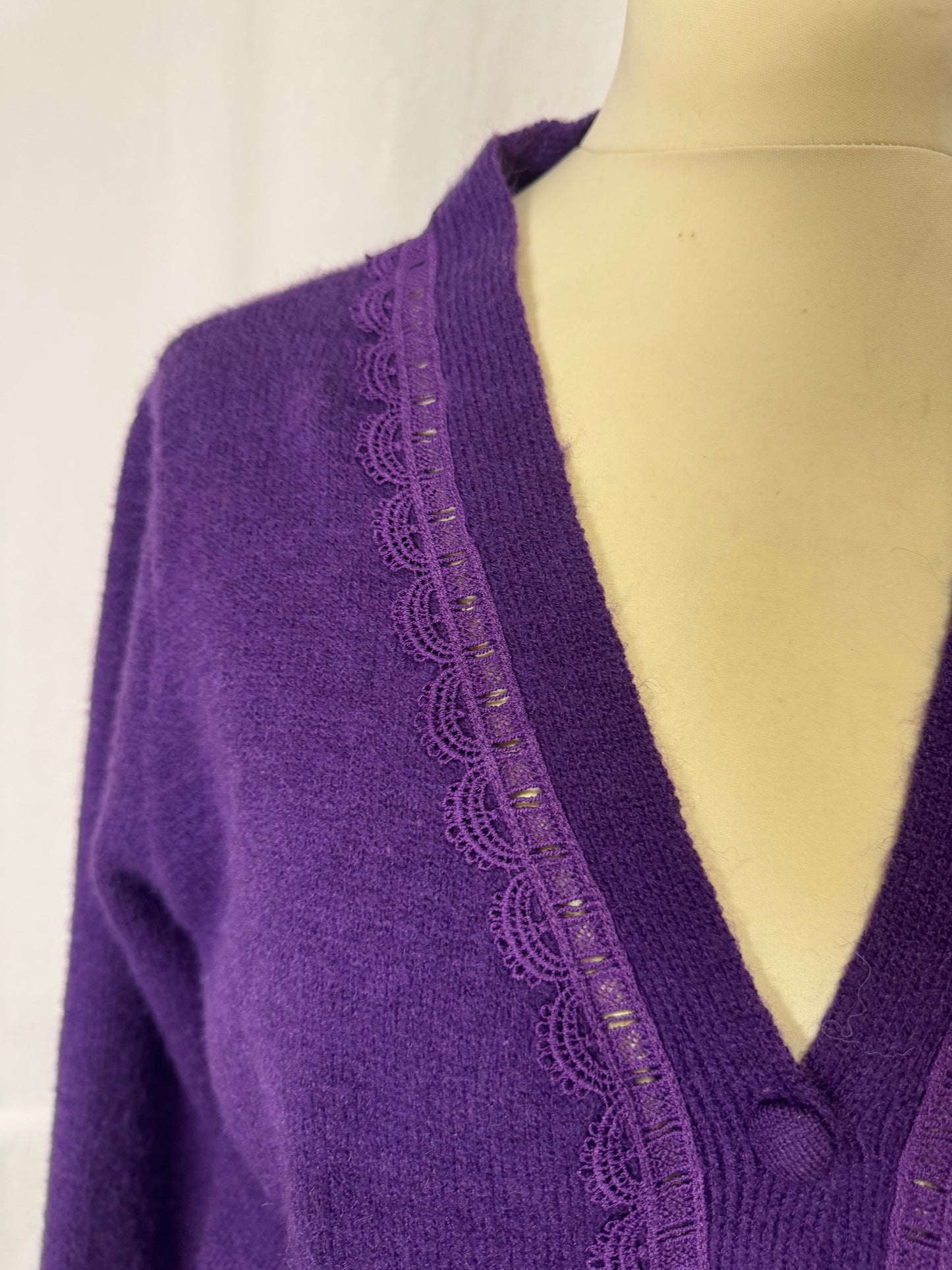 Cardigan violet