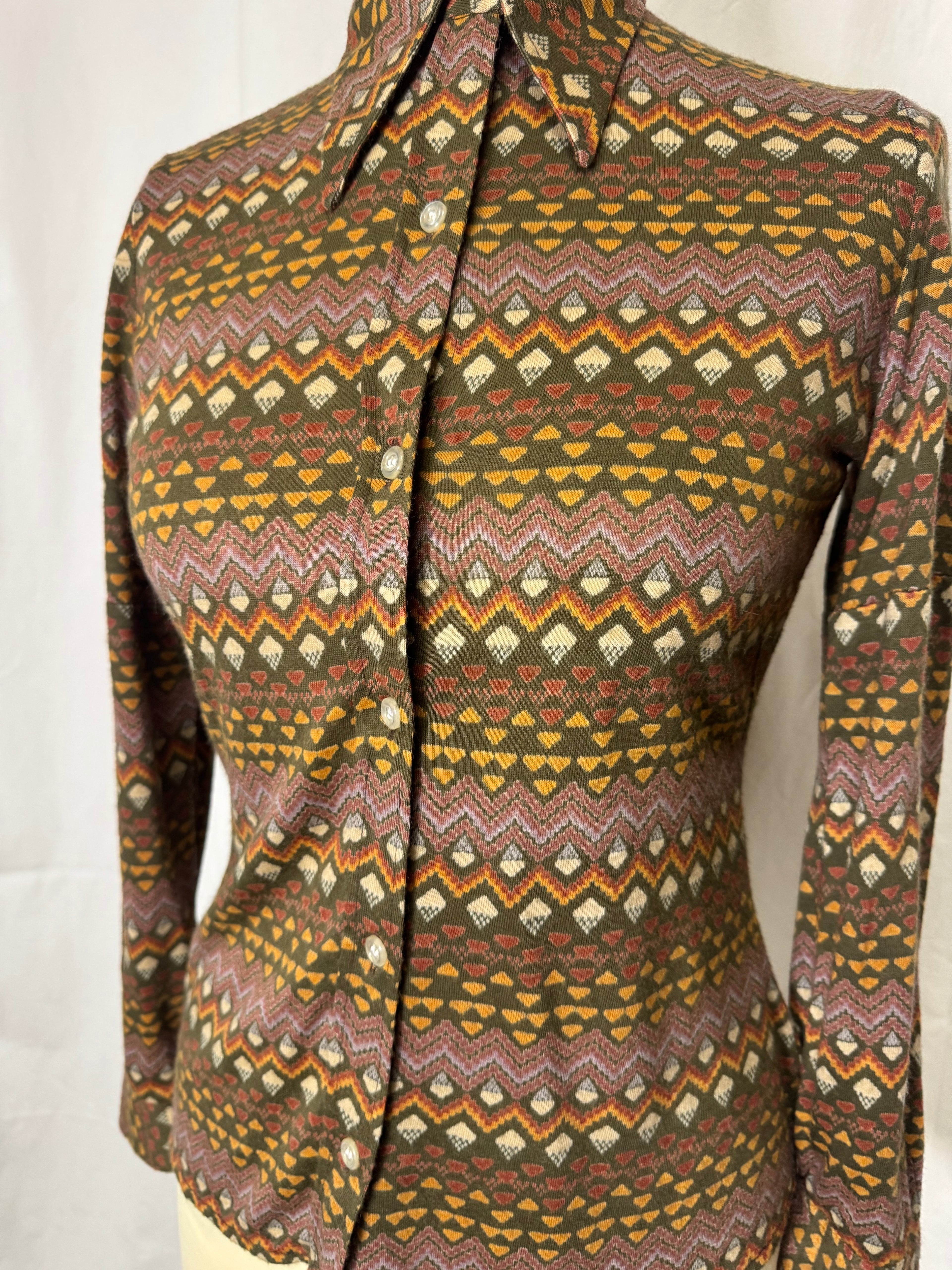 Chemise à motifs 70s