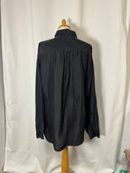 Chemise en soie noire