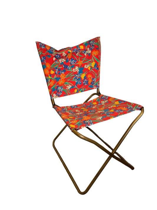 Chaise pliante à fleurs