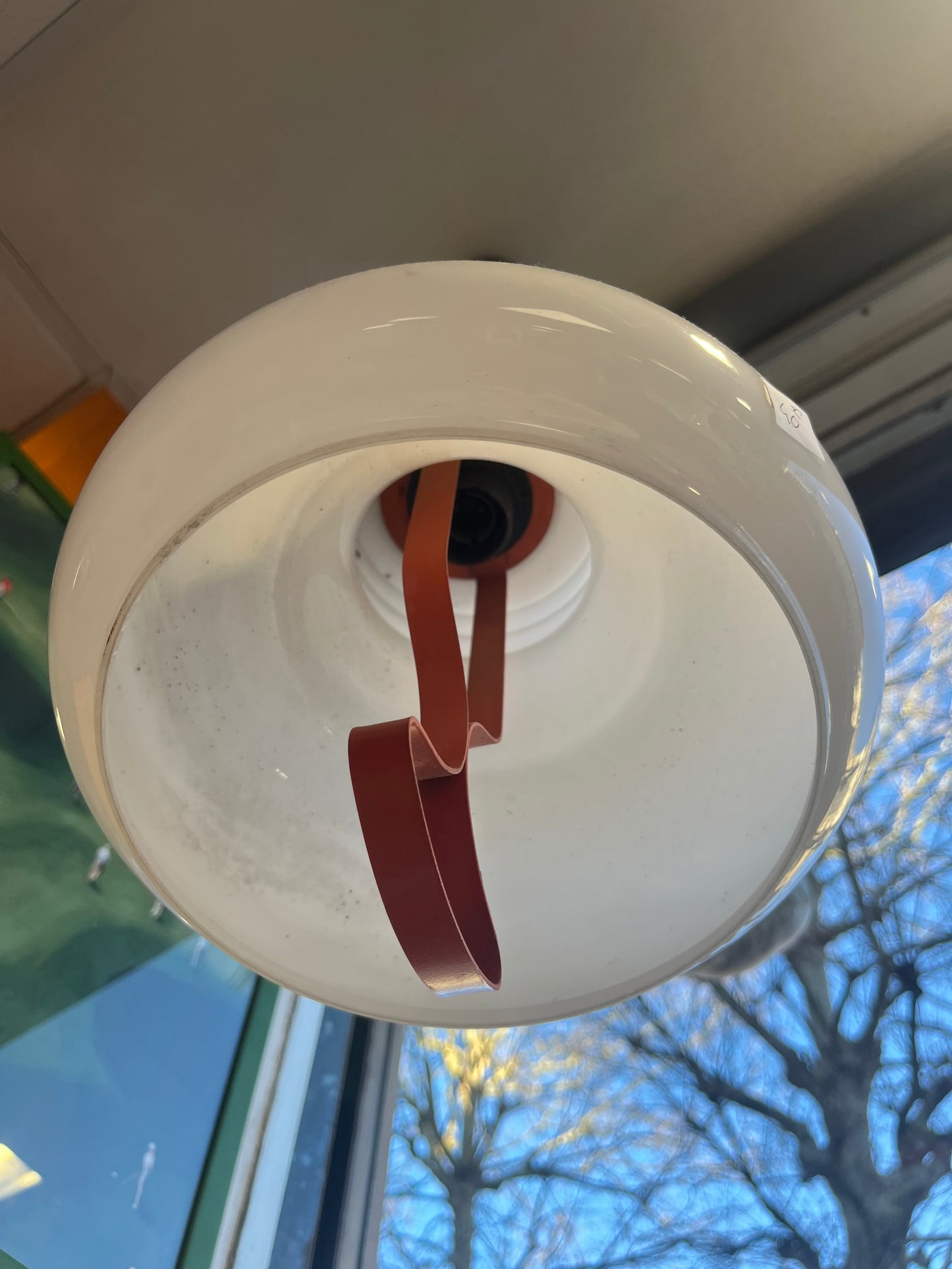 Lustre en opaline 70s