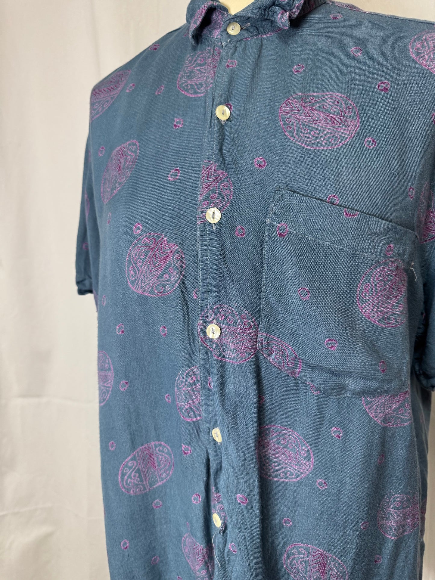 Chemise à motifs