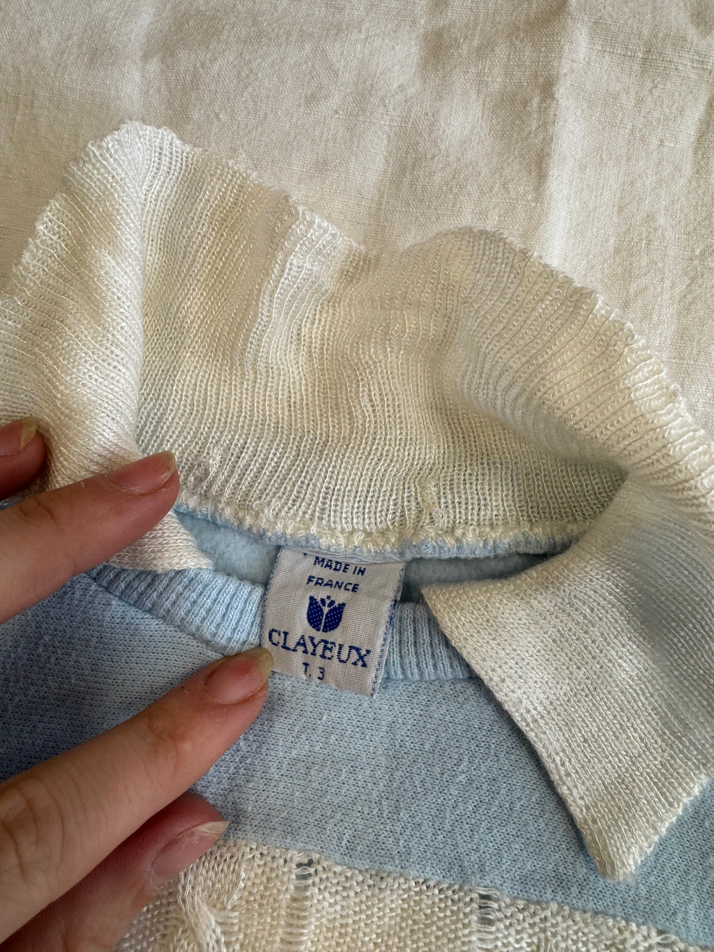 Pull bleu et blanc