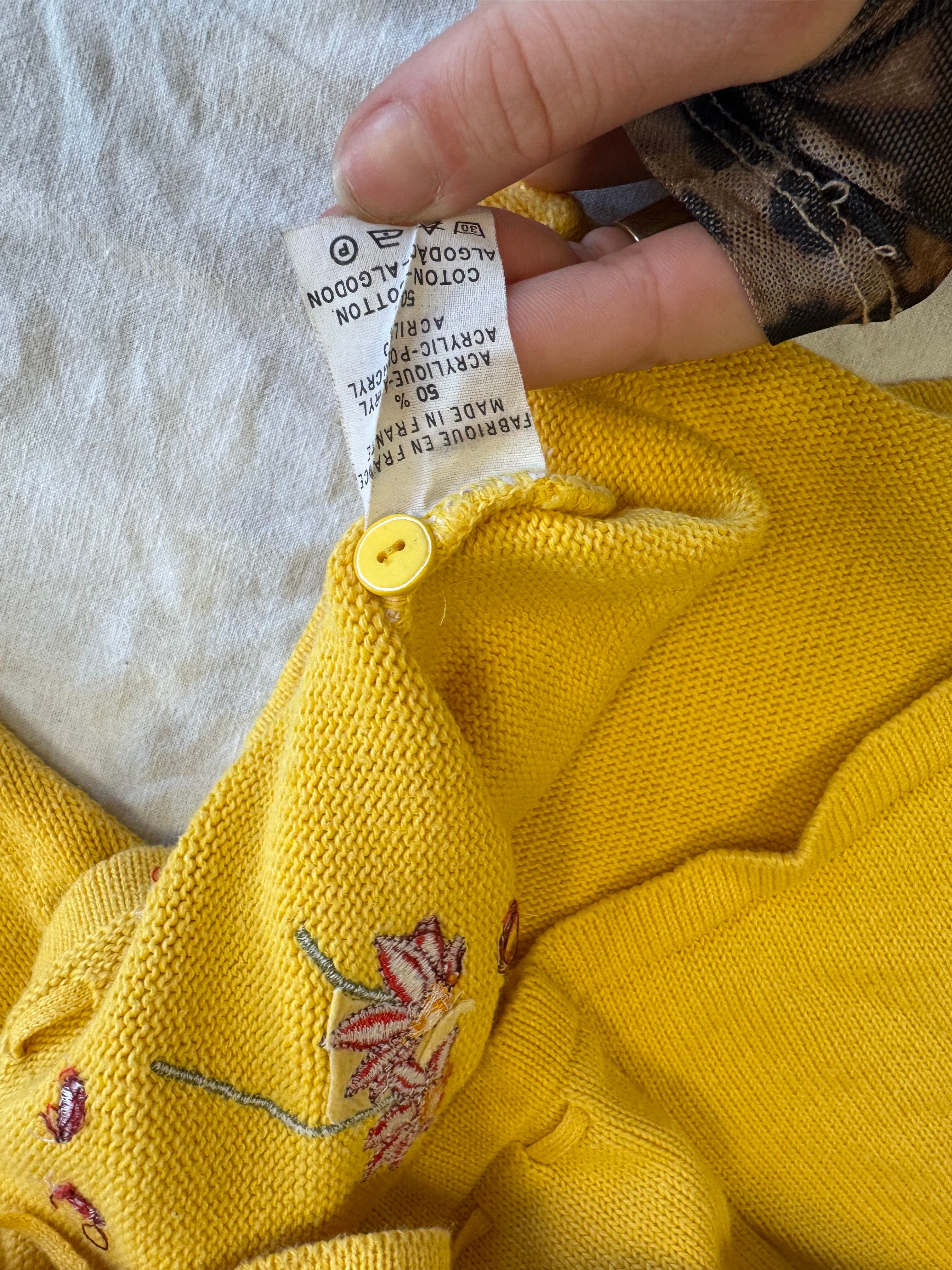 Gilet brodé jaune