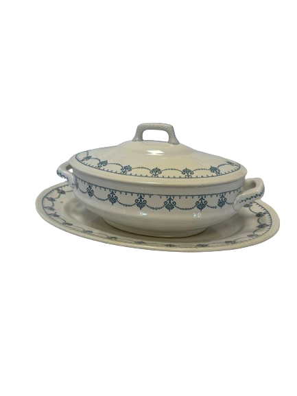 Soupière en porcelaine