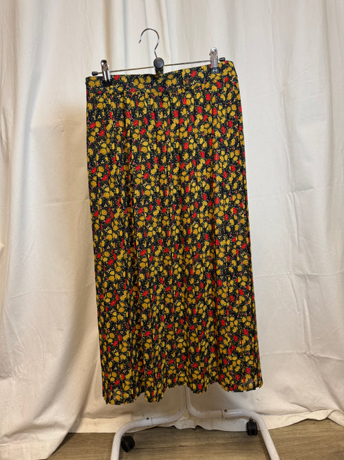 Jupe plissée à fleurs