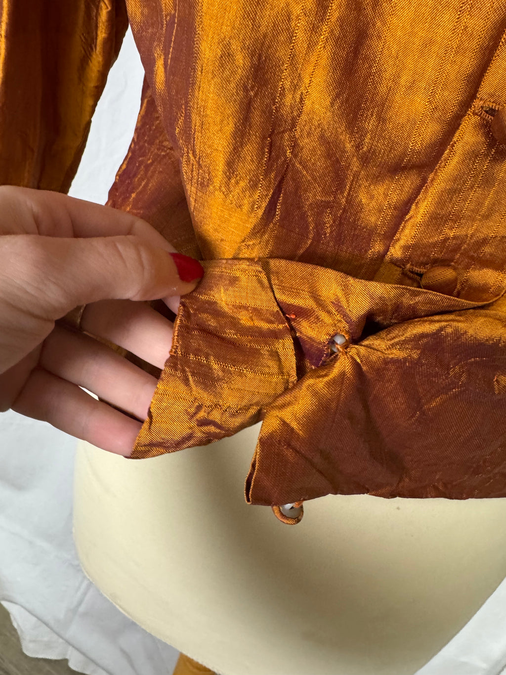 Chemise en soie orange