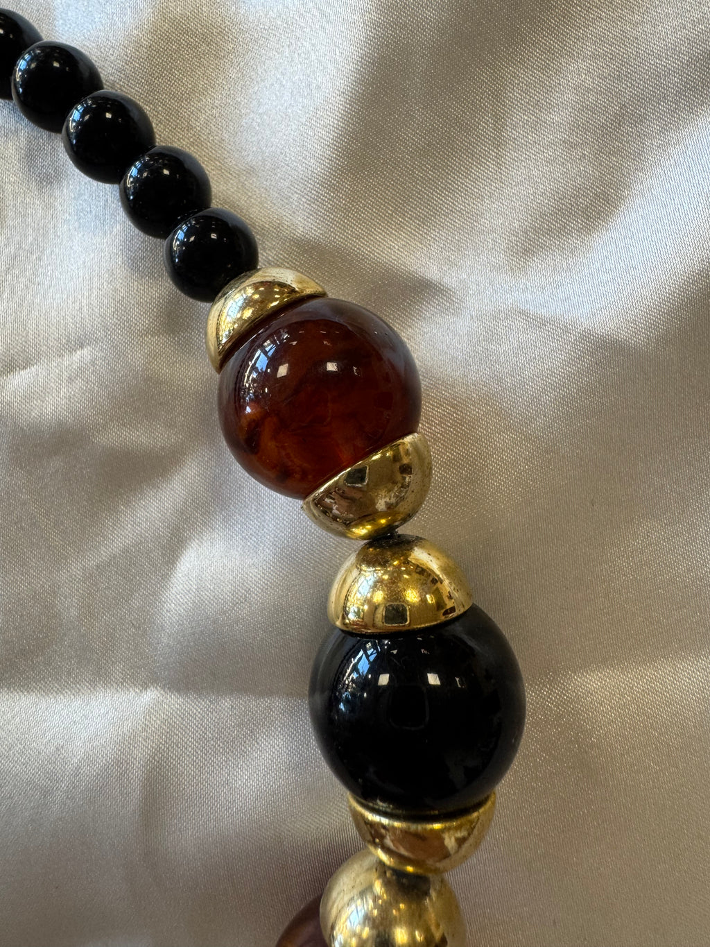 Collier marron