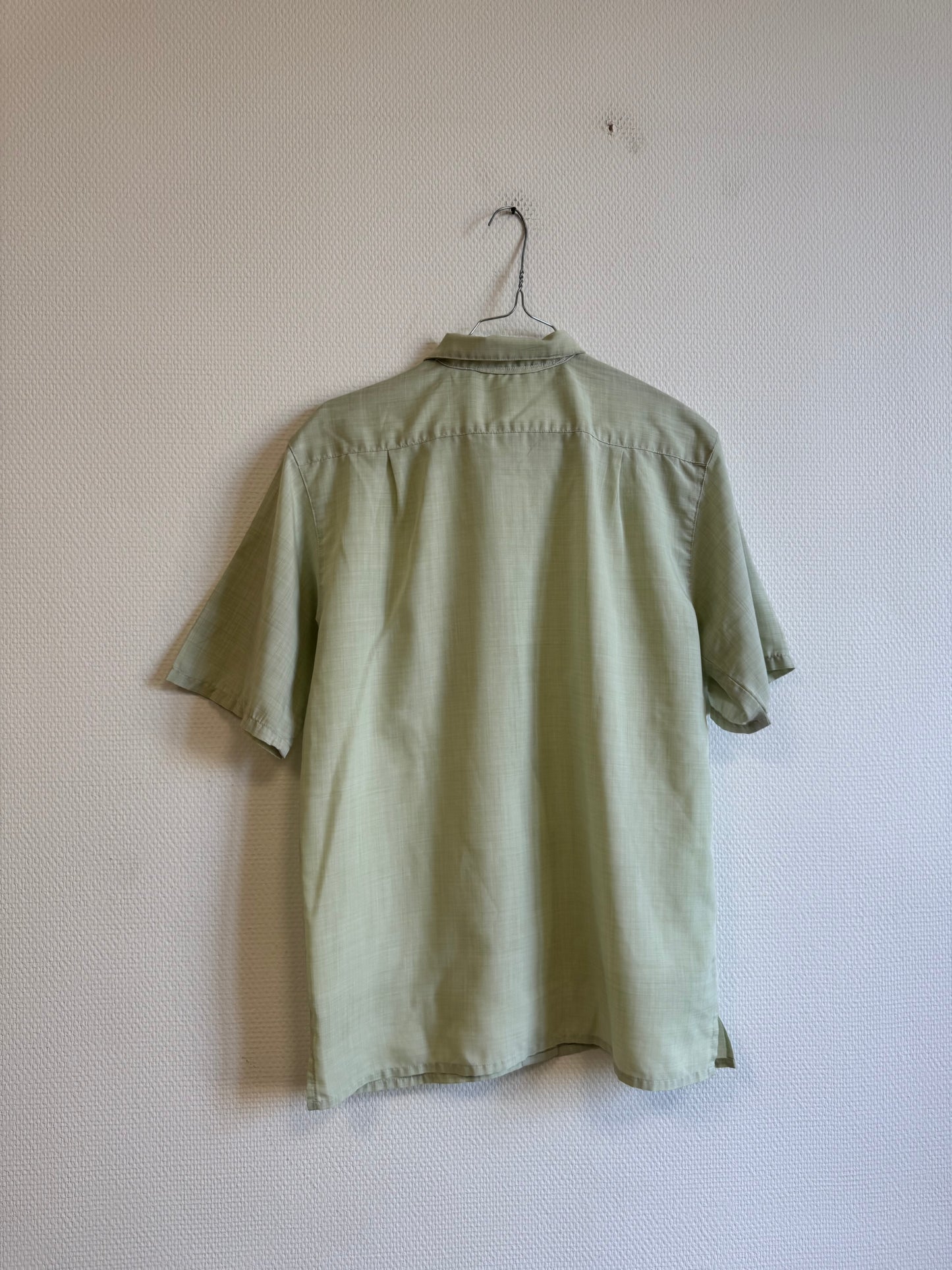 Chemise verte