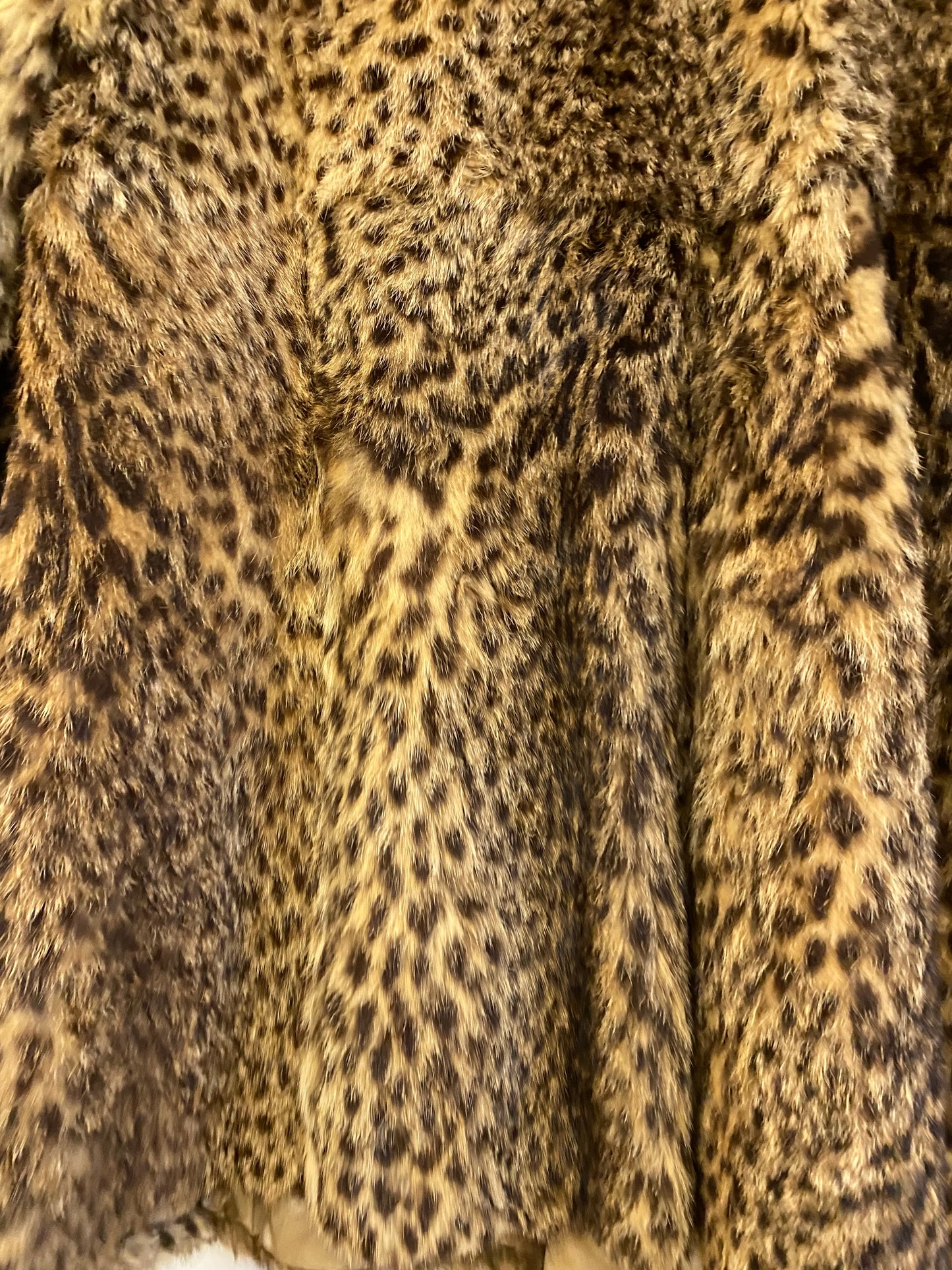 Manteau fourrure léopard