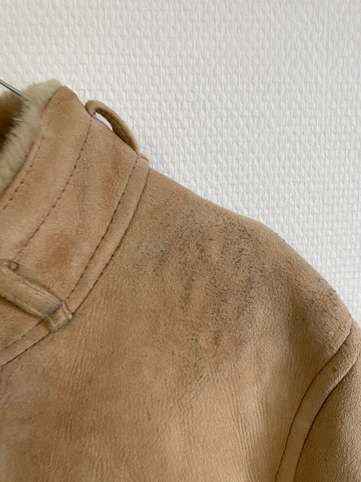 Manteau en peau lainée 70s
