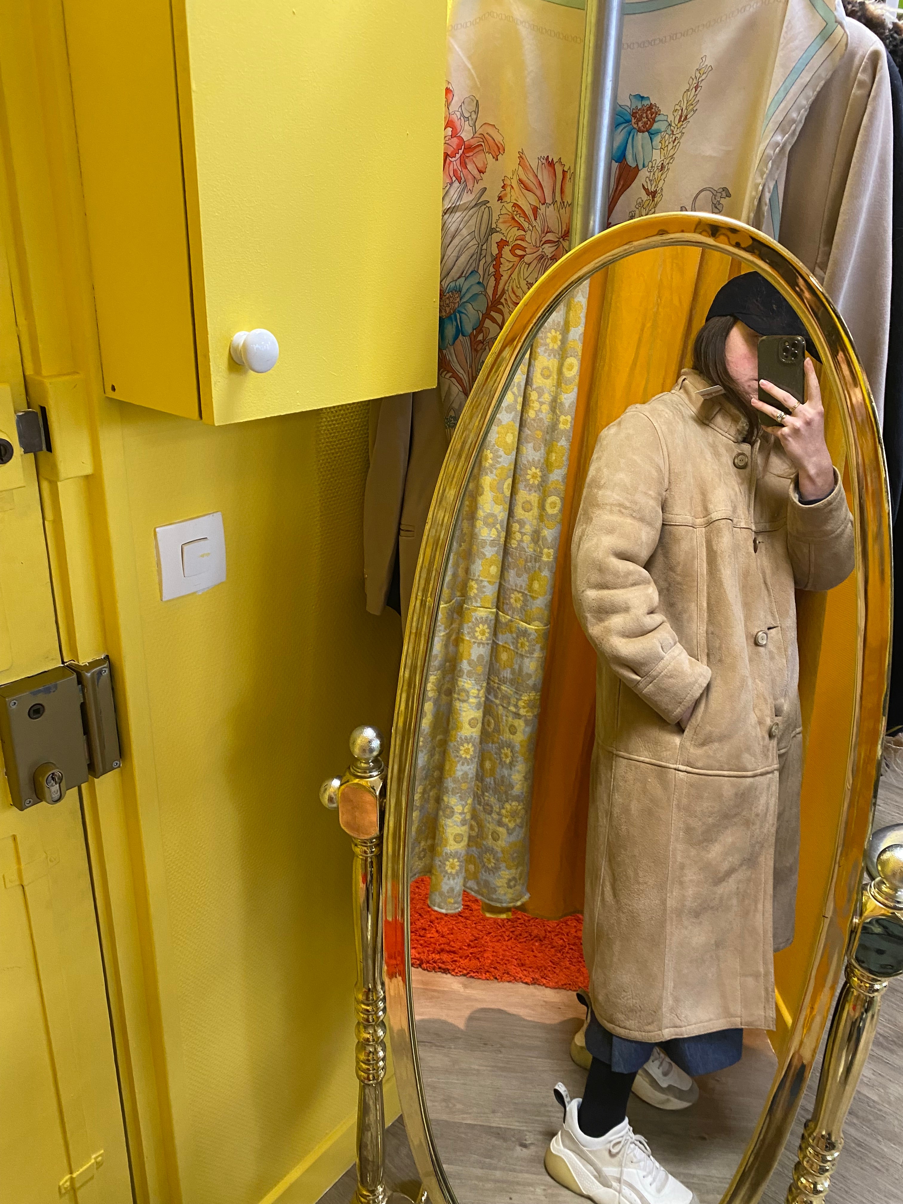 Manteau en peau lainée 70s