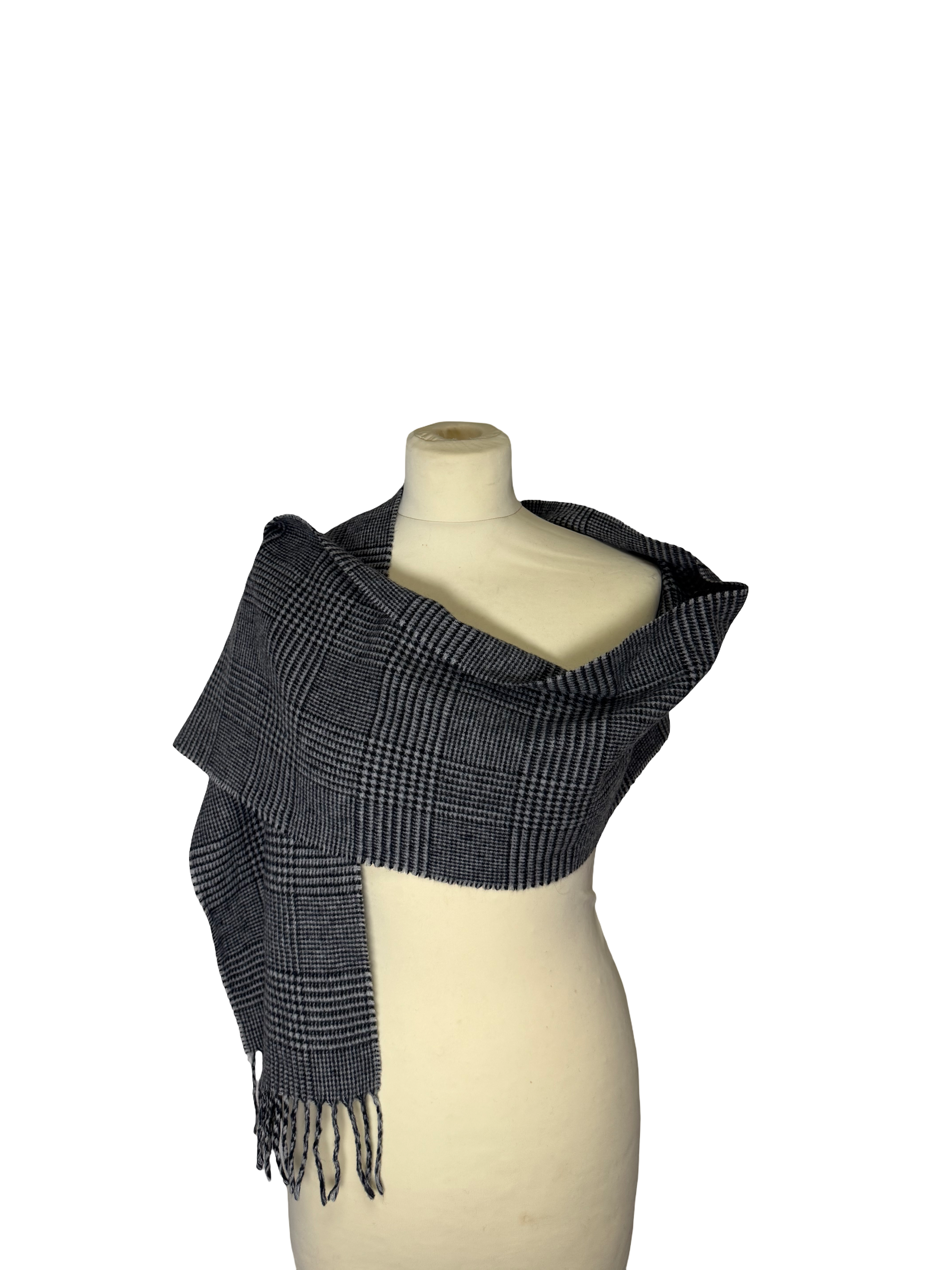 Écharpe grise Pierre Cardin