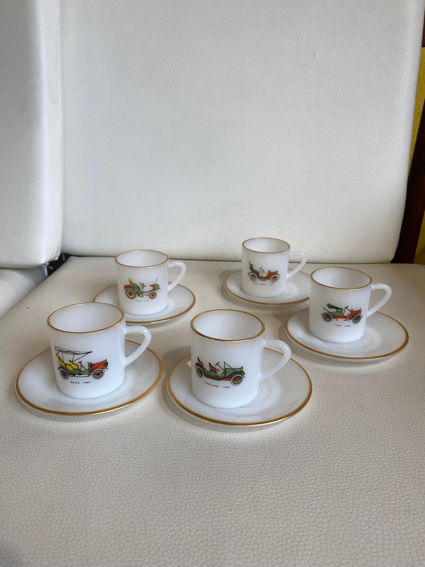 Tasses en arcopal