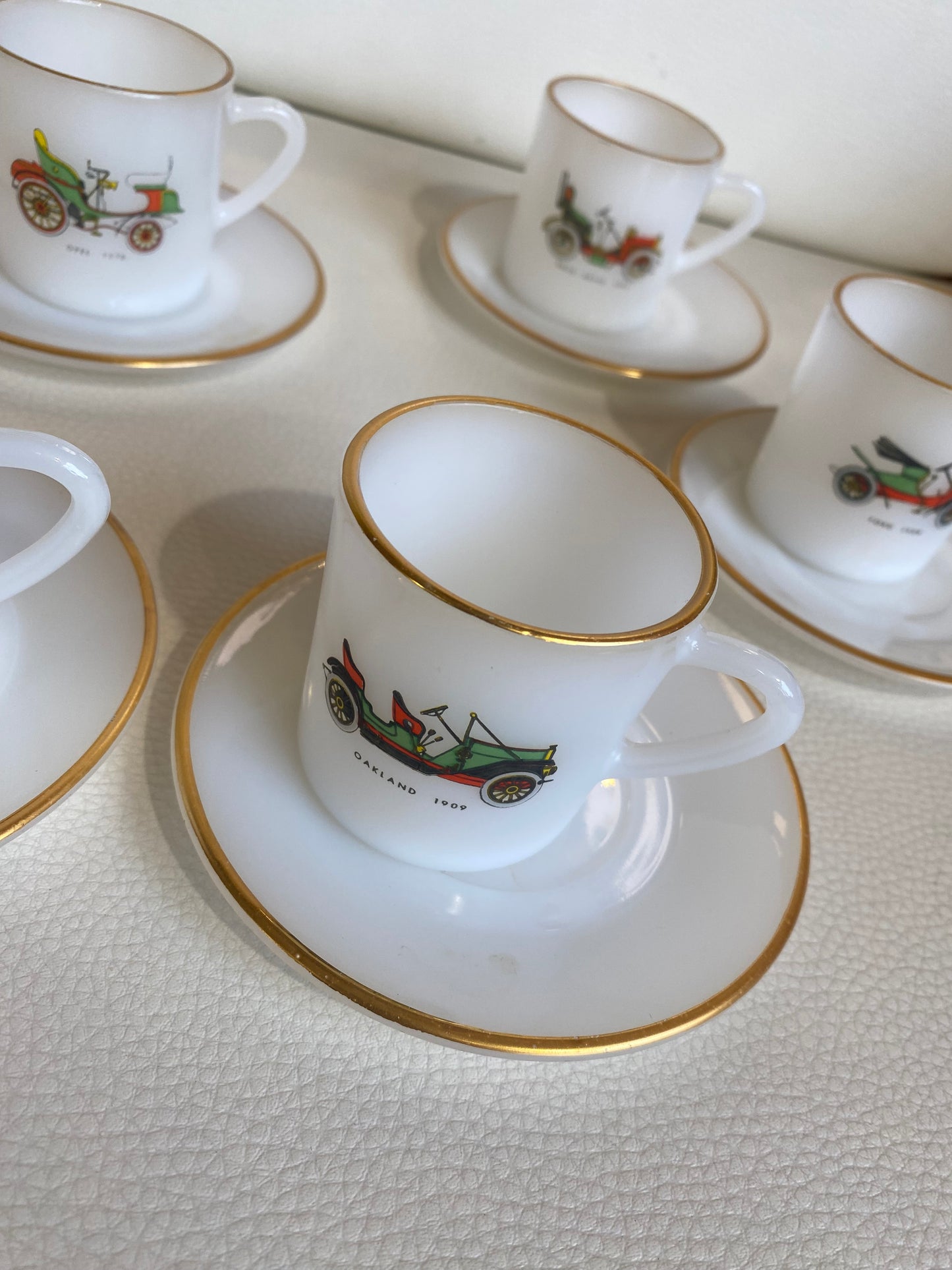Tasses en arcopal