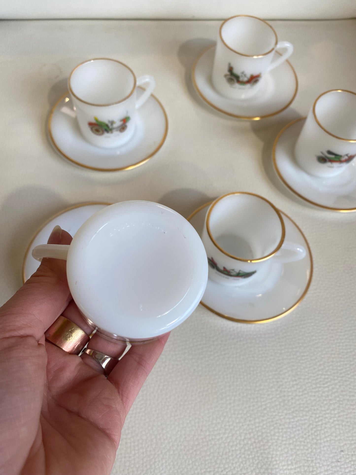 Tasses en arcopal
