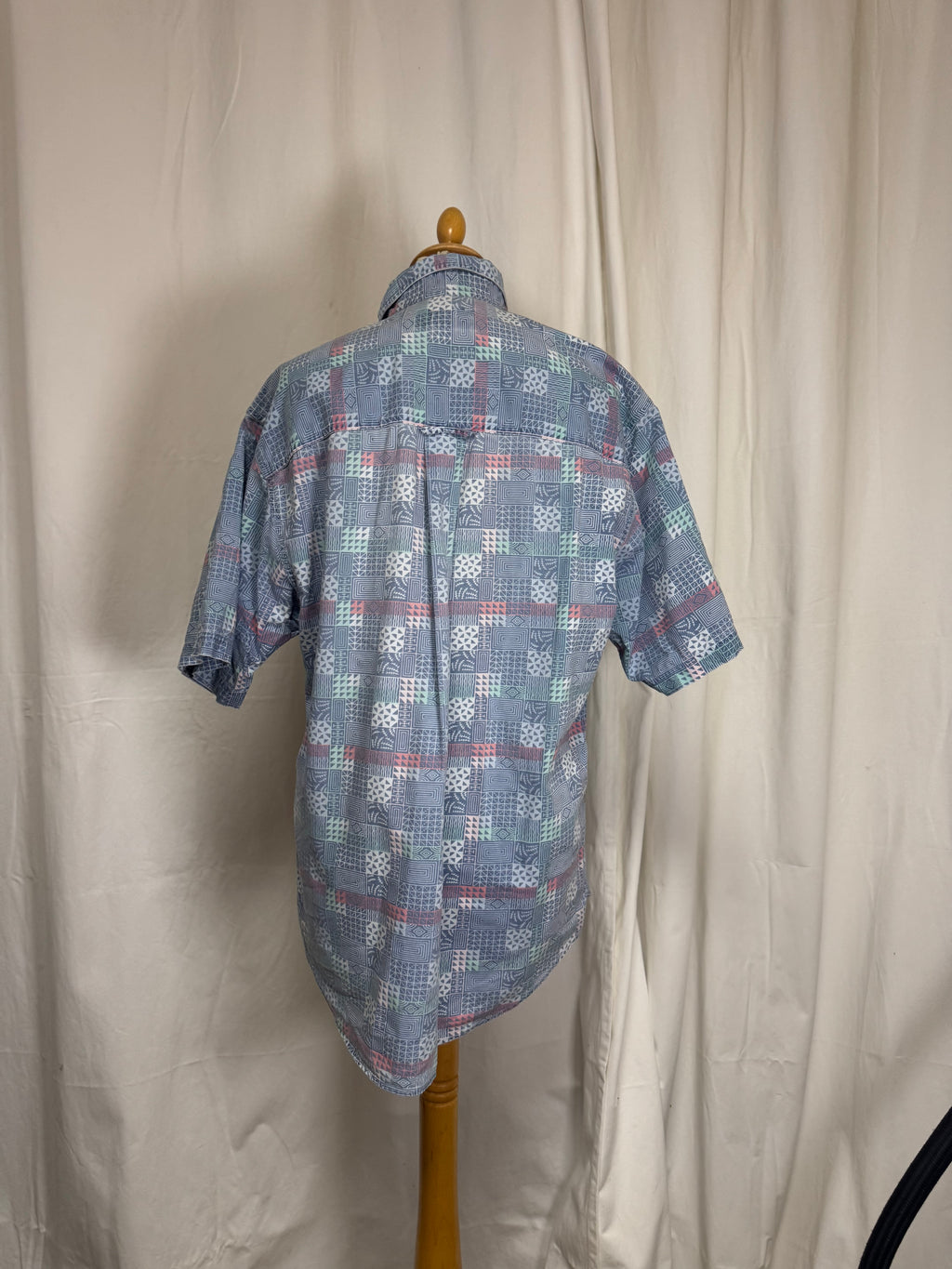 Chemise à motifs 90s