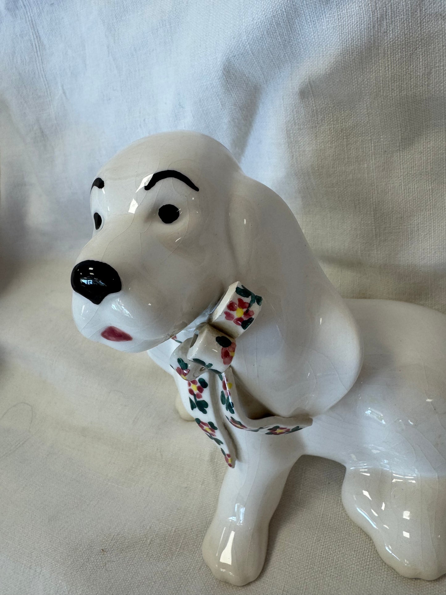 Chien en céramique