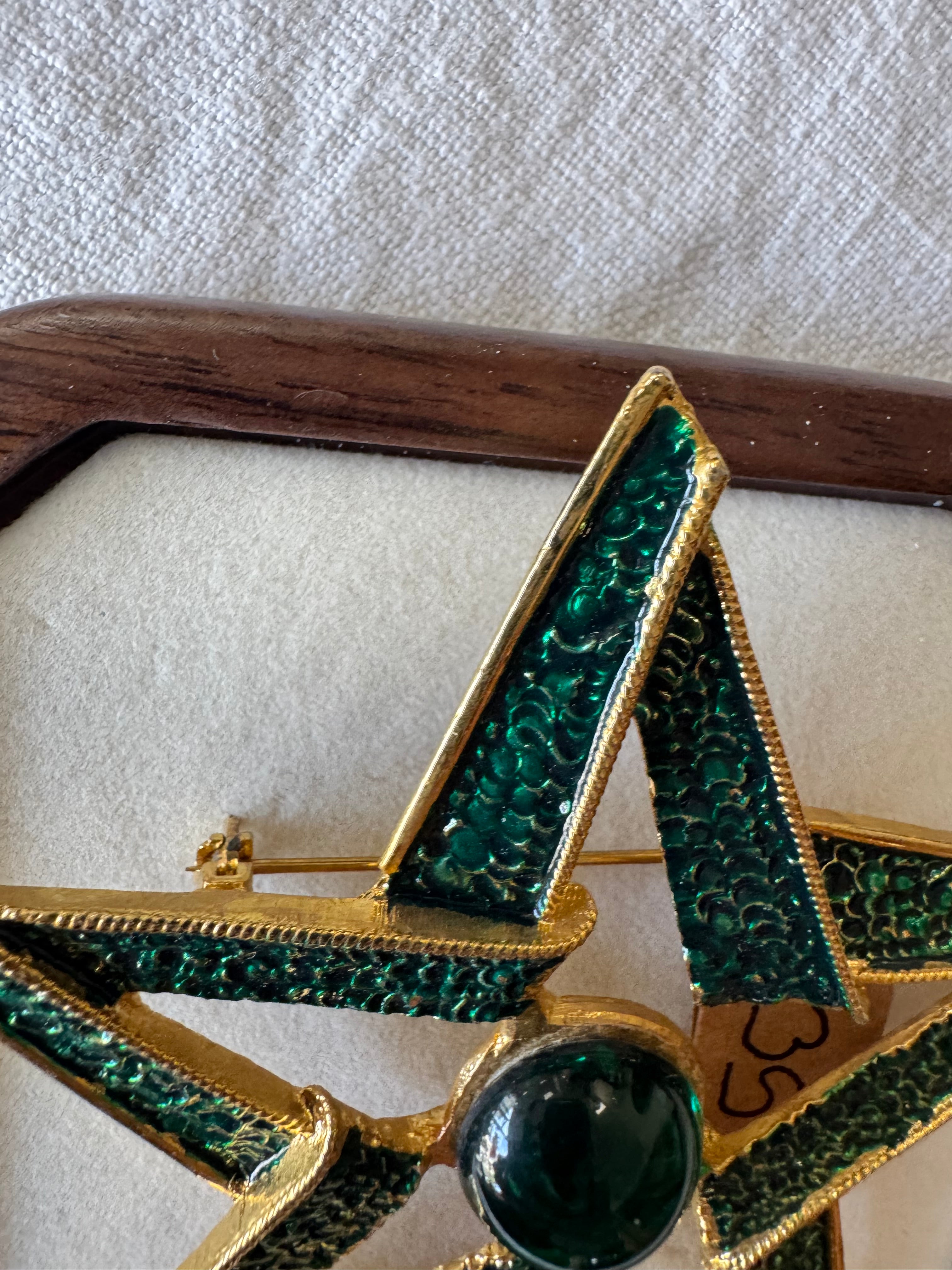 Broche en métal étoile 80s