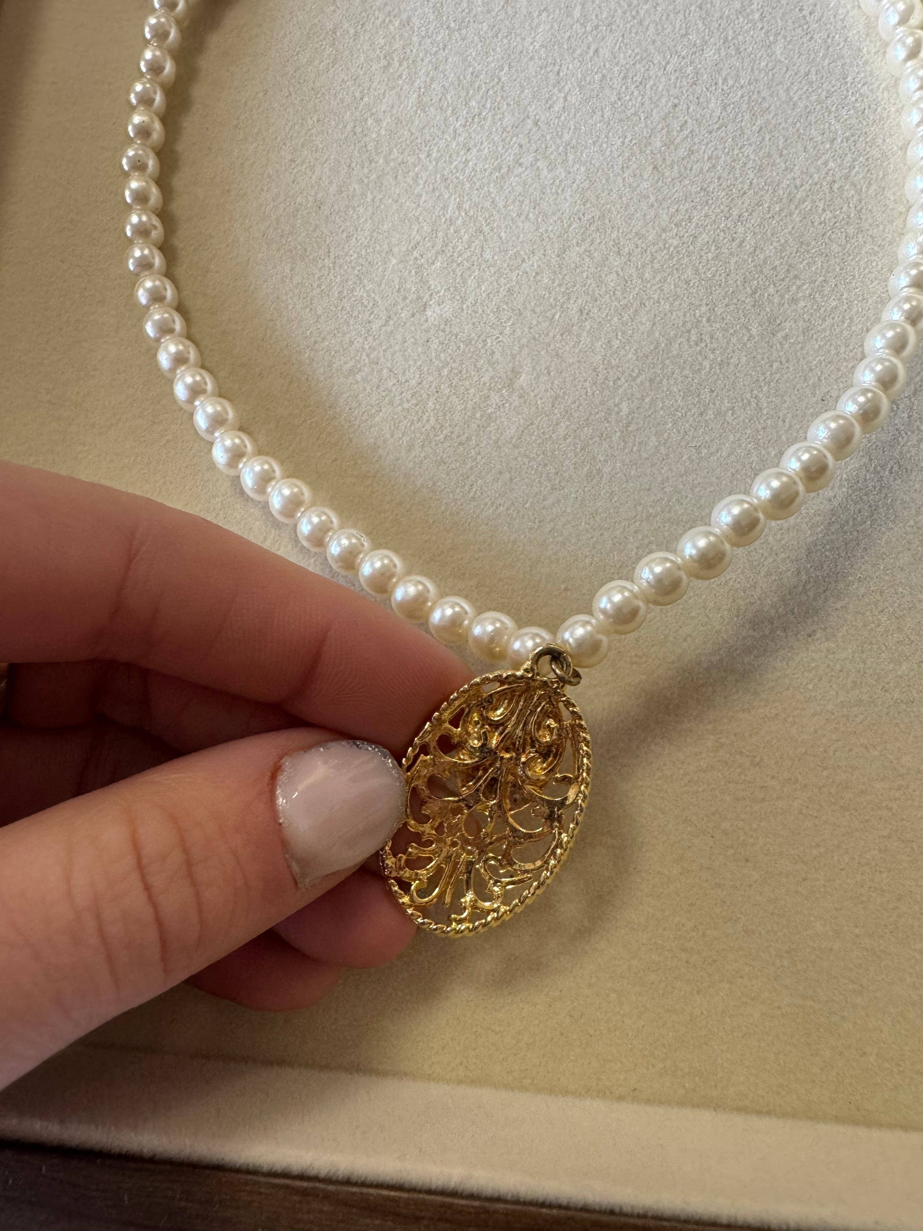 Collier en perles fantaisie