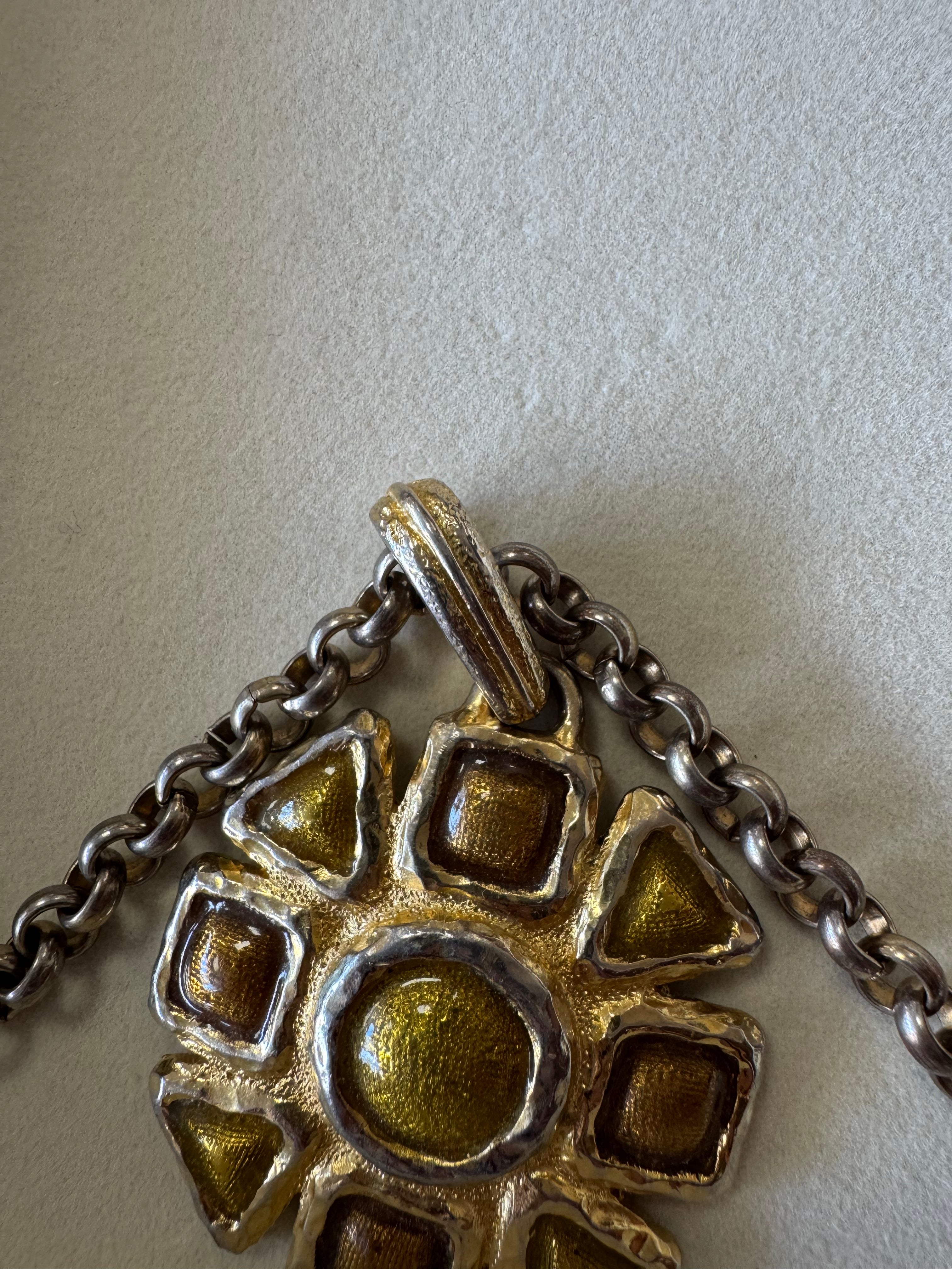 Collier en métal Le Ritz