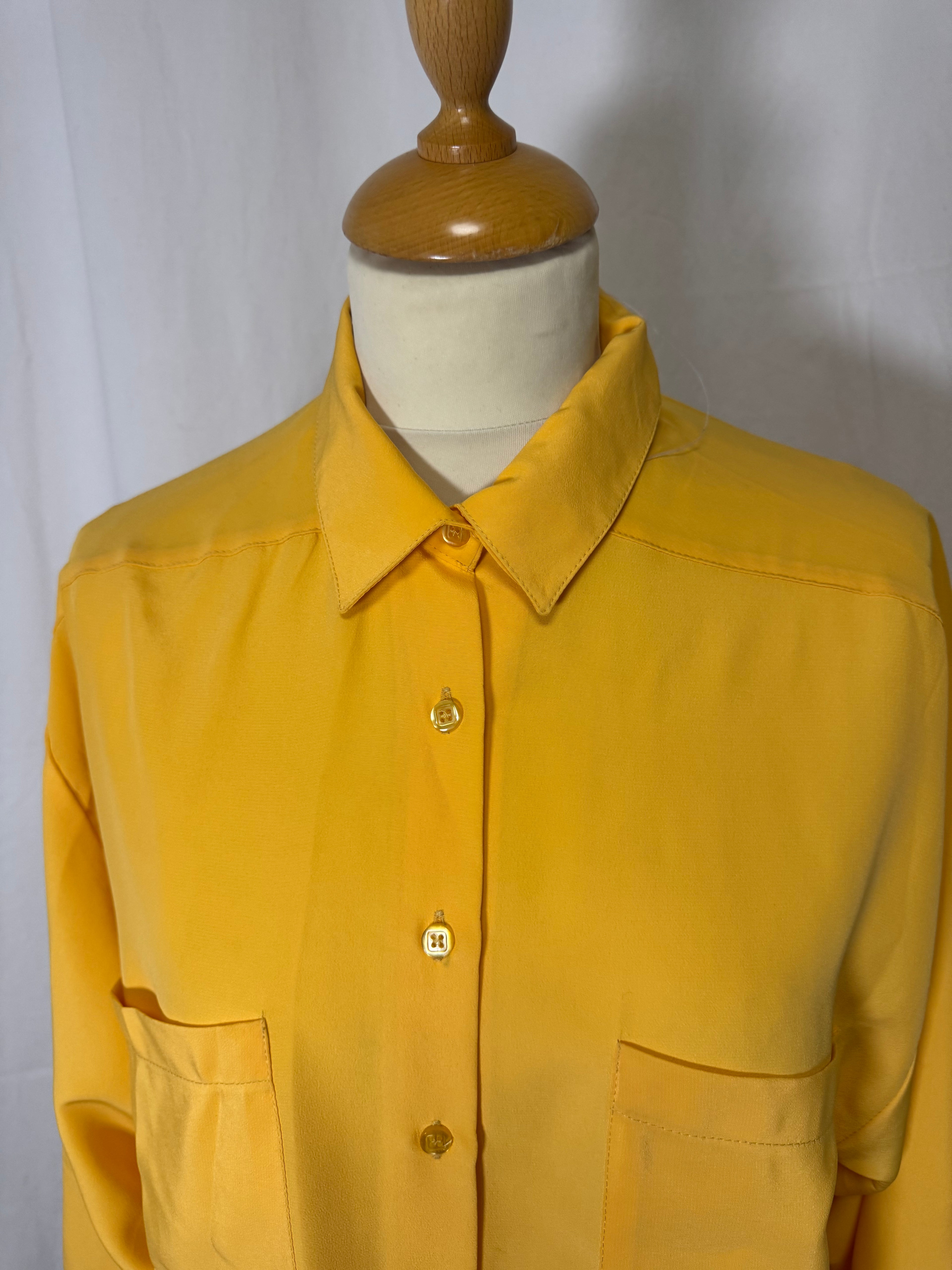Chemise jaune