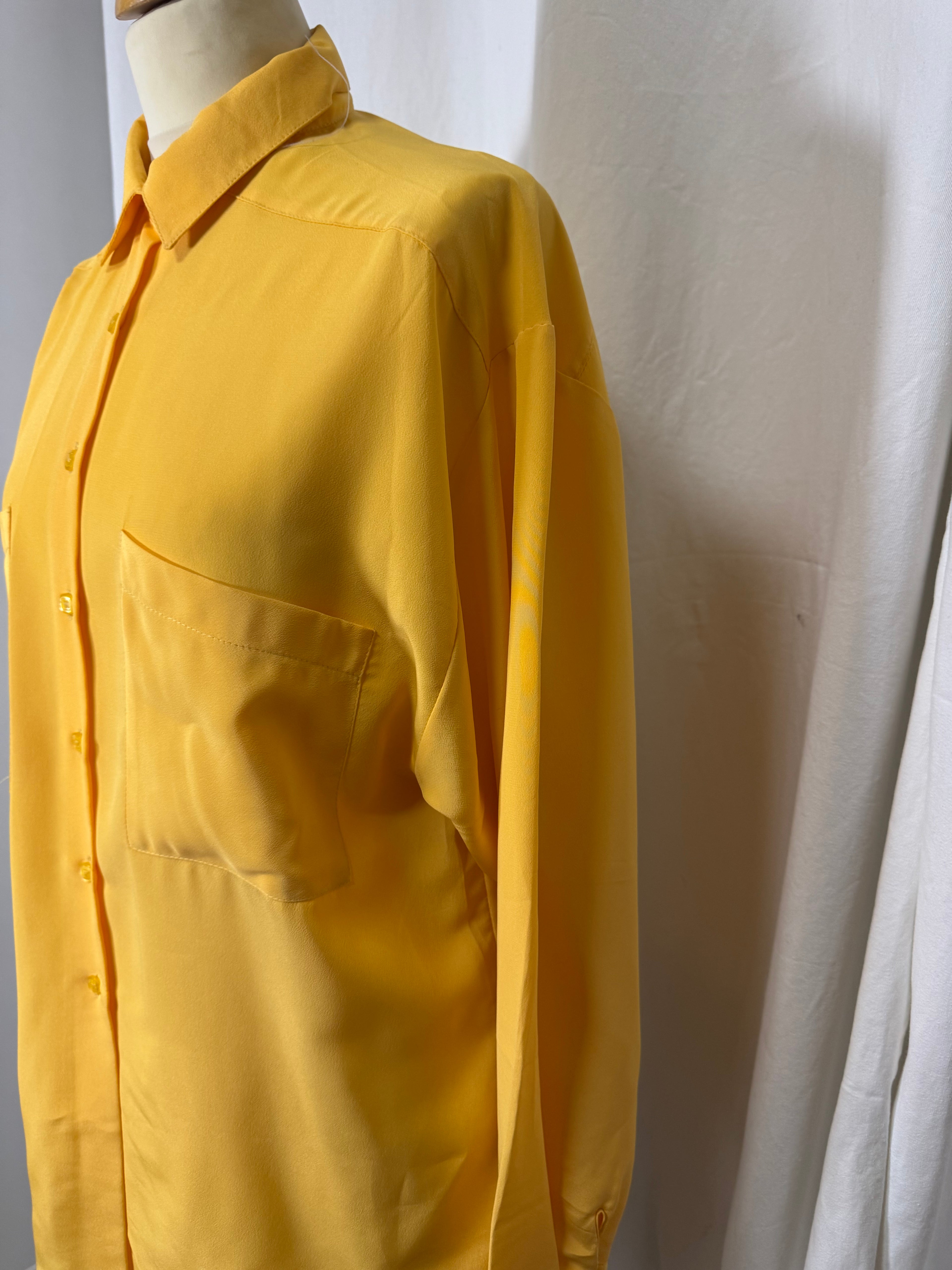 Chemise jaune