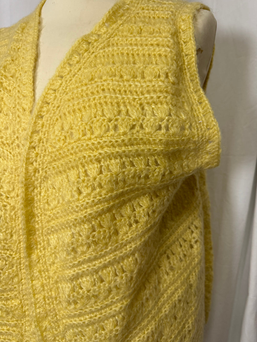 Cardigan jaune 70s
