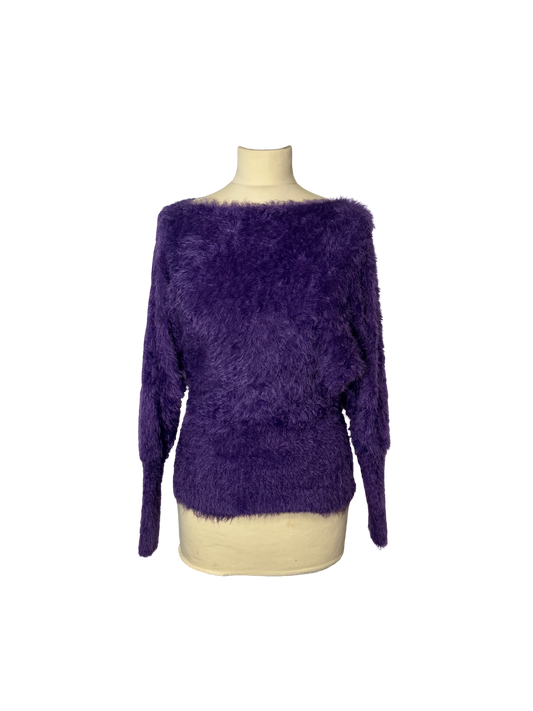 Pull violet à poils
