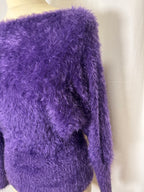 Pull violet à poils
