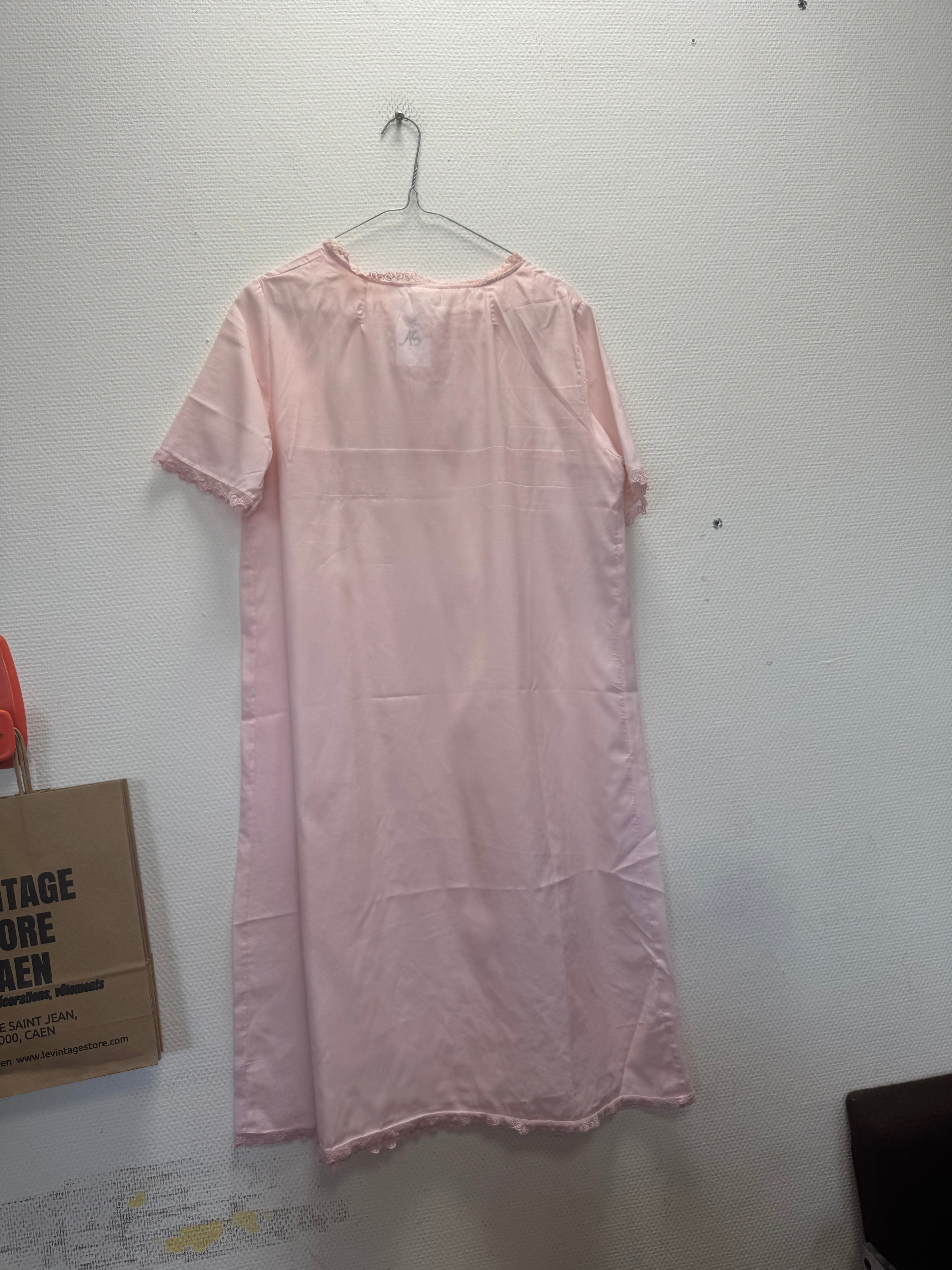 Robe de nuit rose