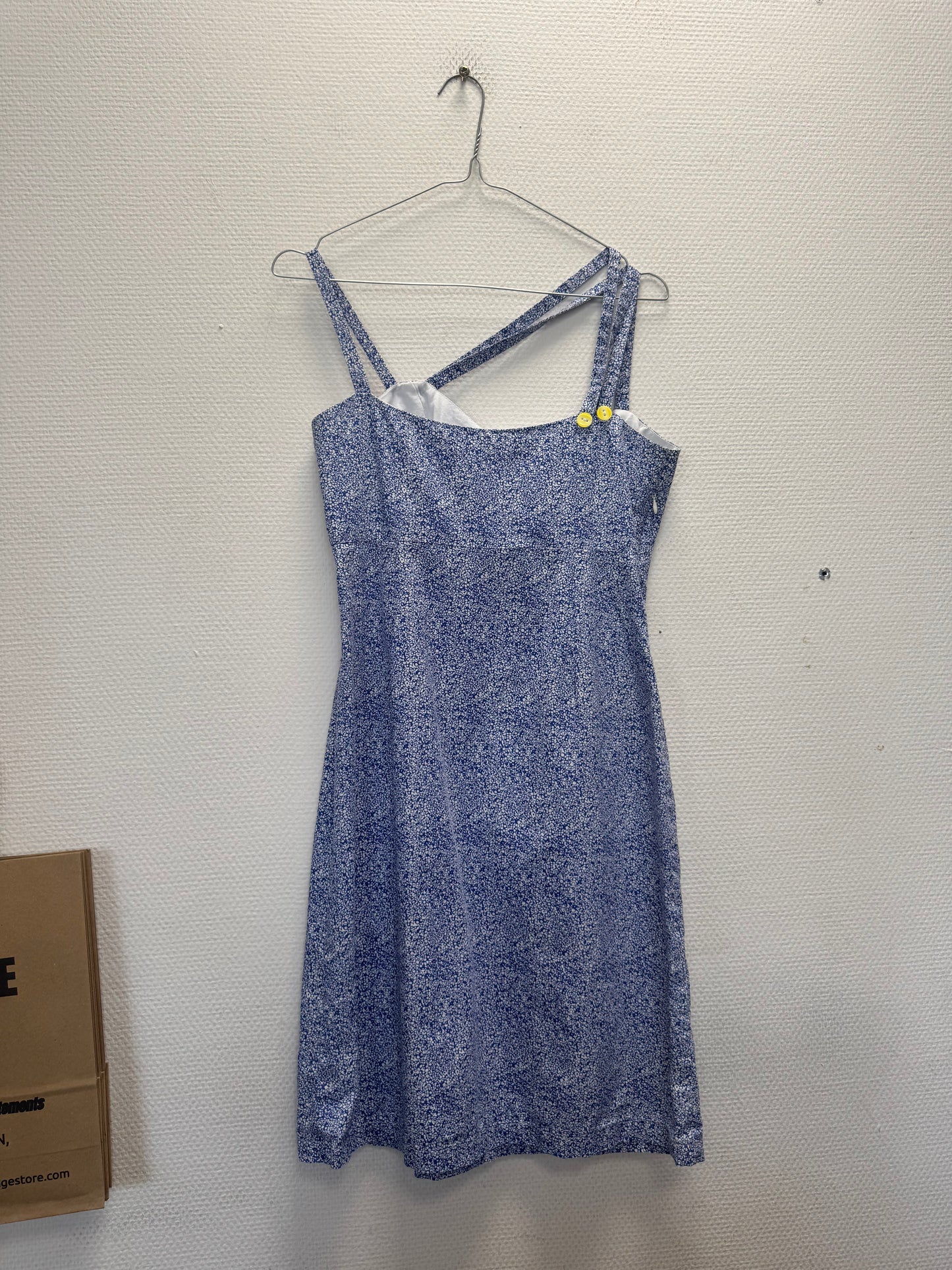Robe courte à fleurs