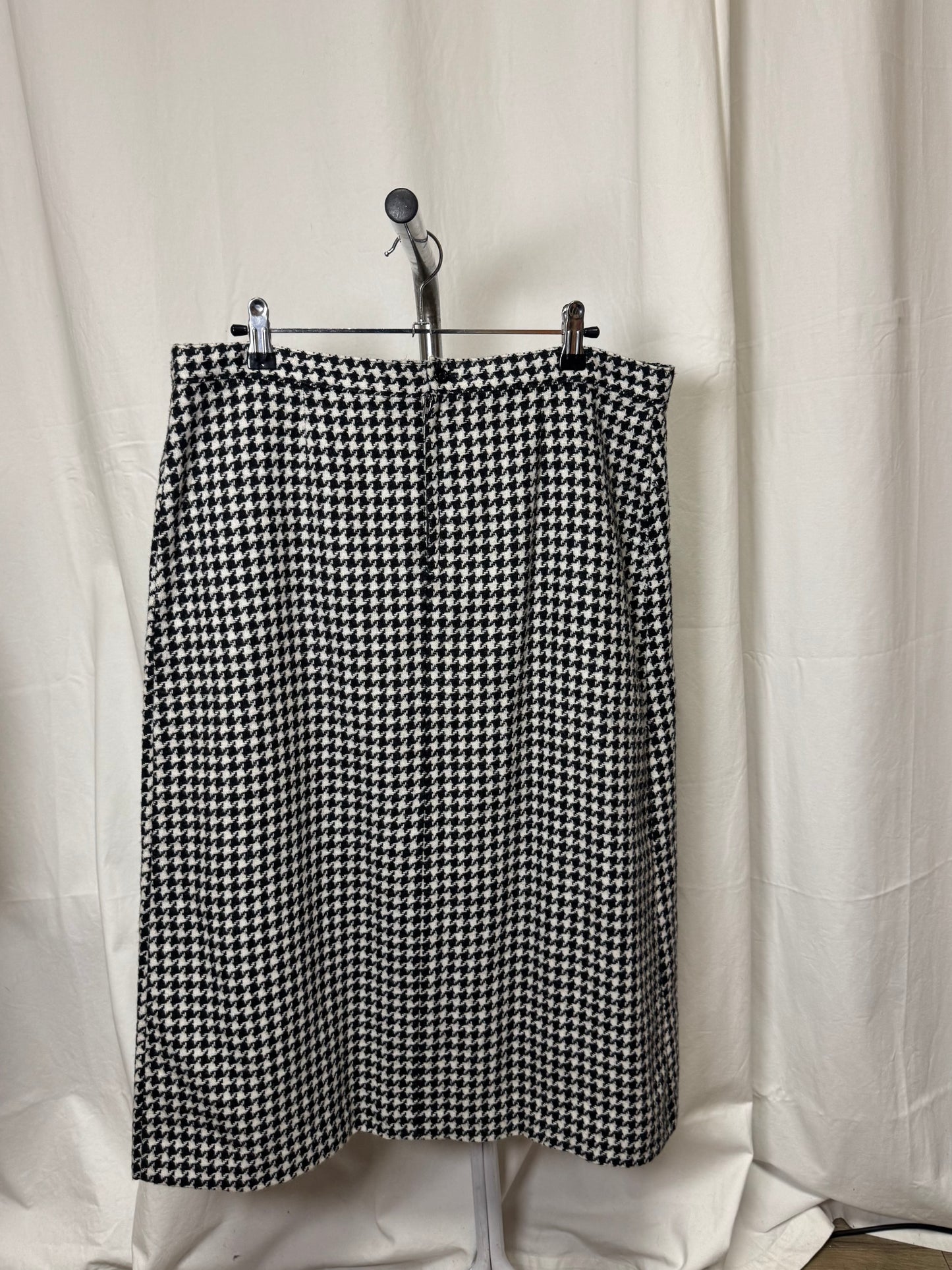 Jupe plissée pied de poule