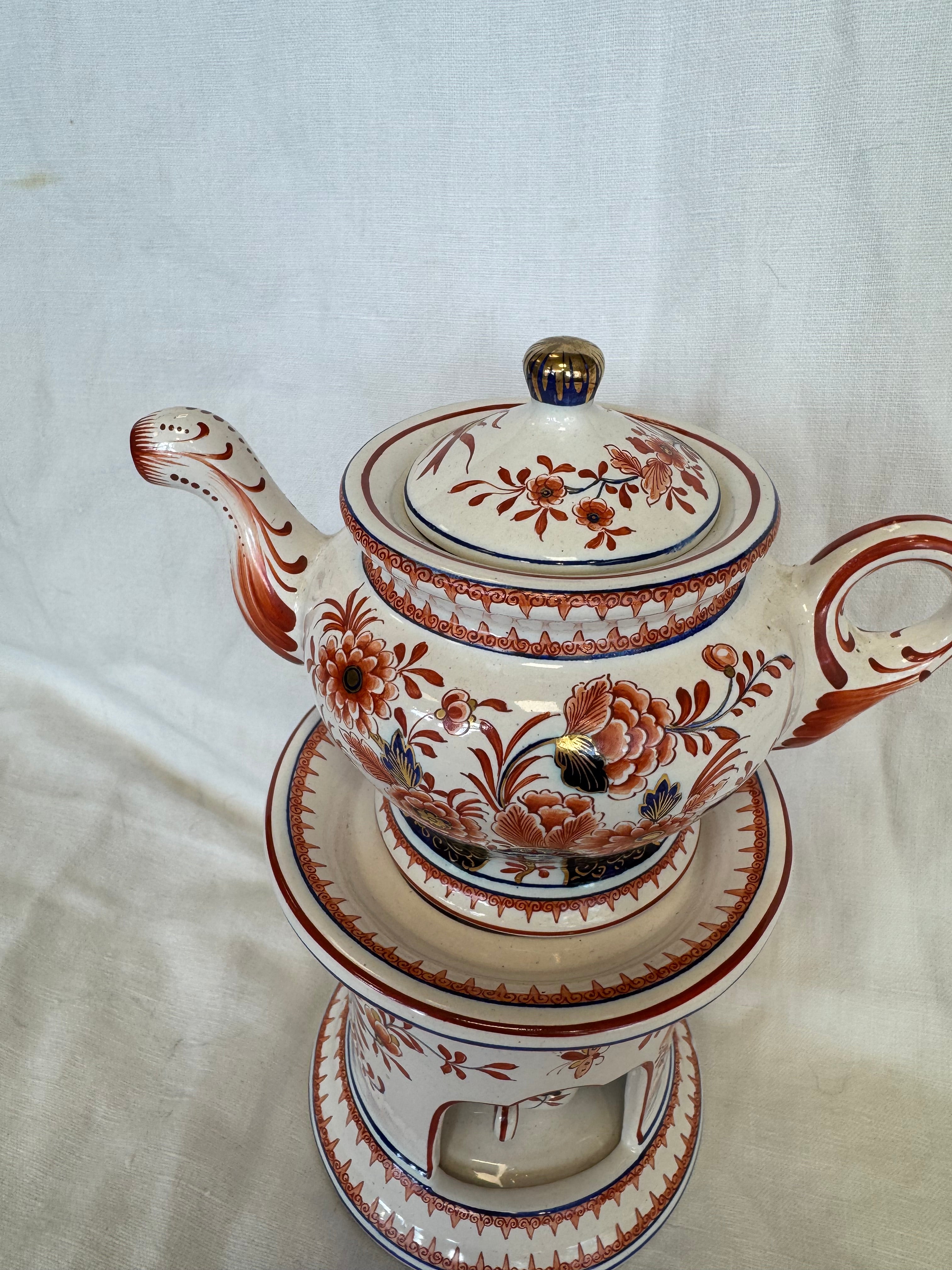 Tisanière à motifs rouge