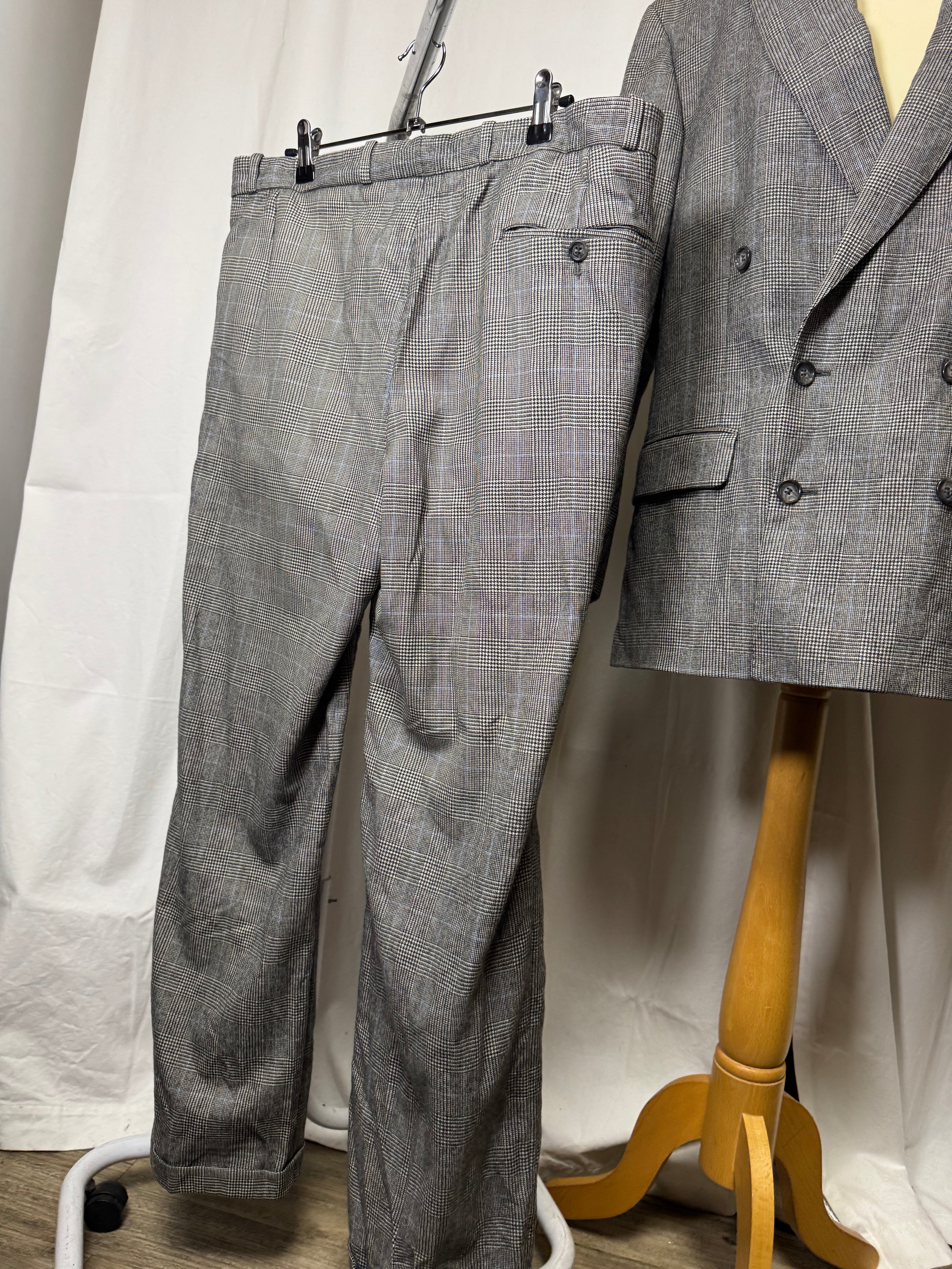 Tailleur en laine Pierre Cardin