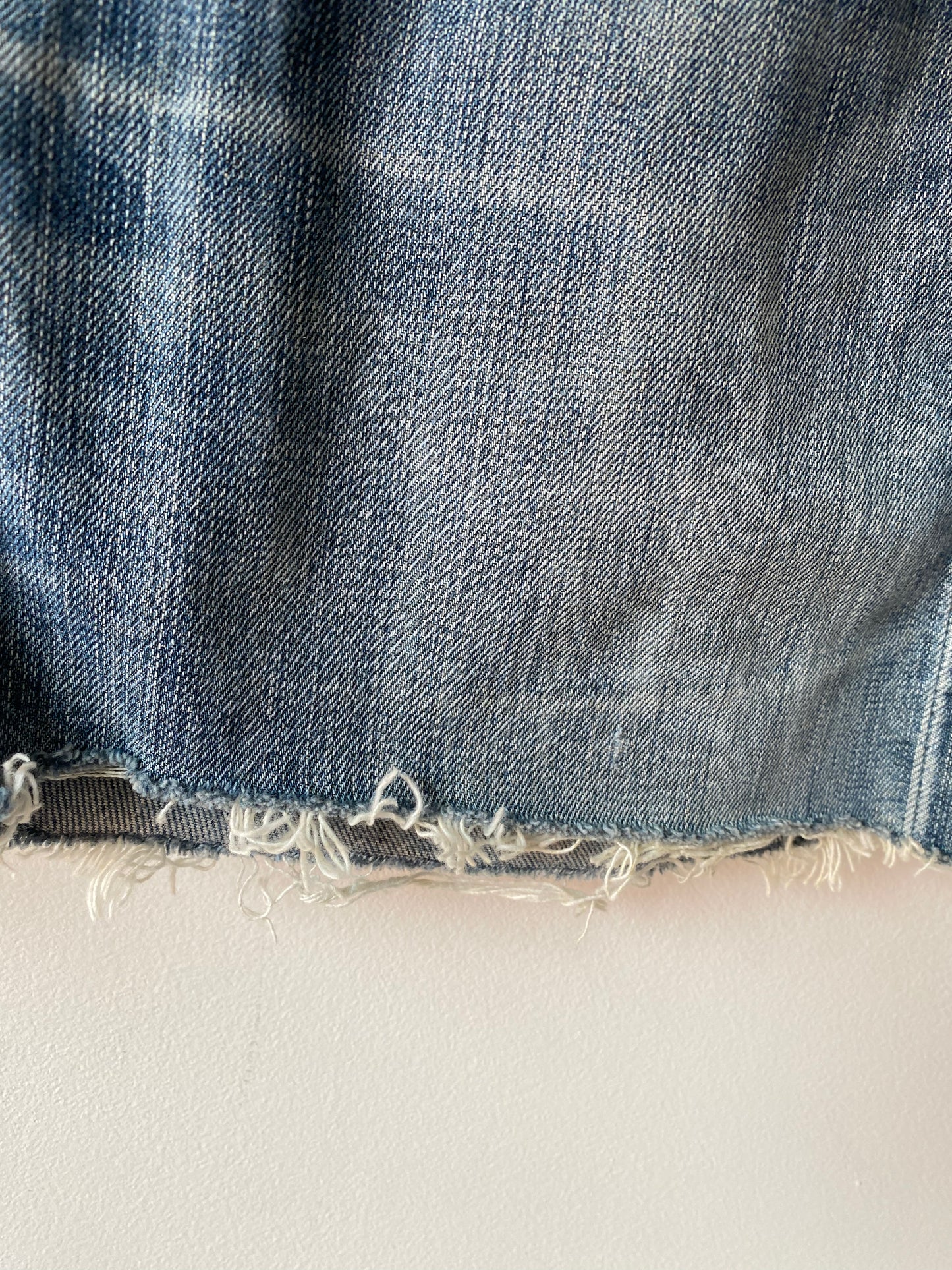 Short Levis