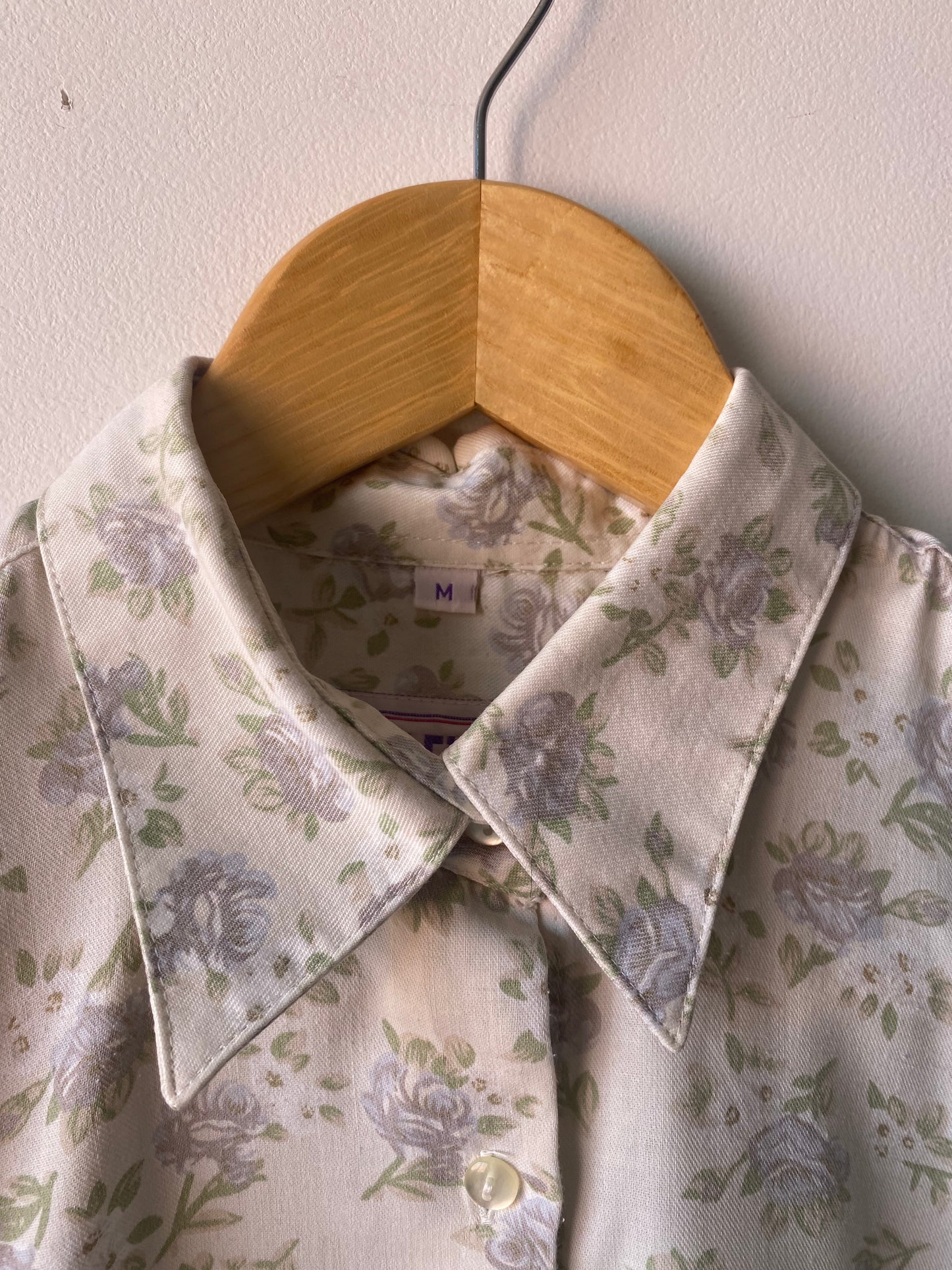 Chemise à fleurs