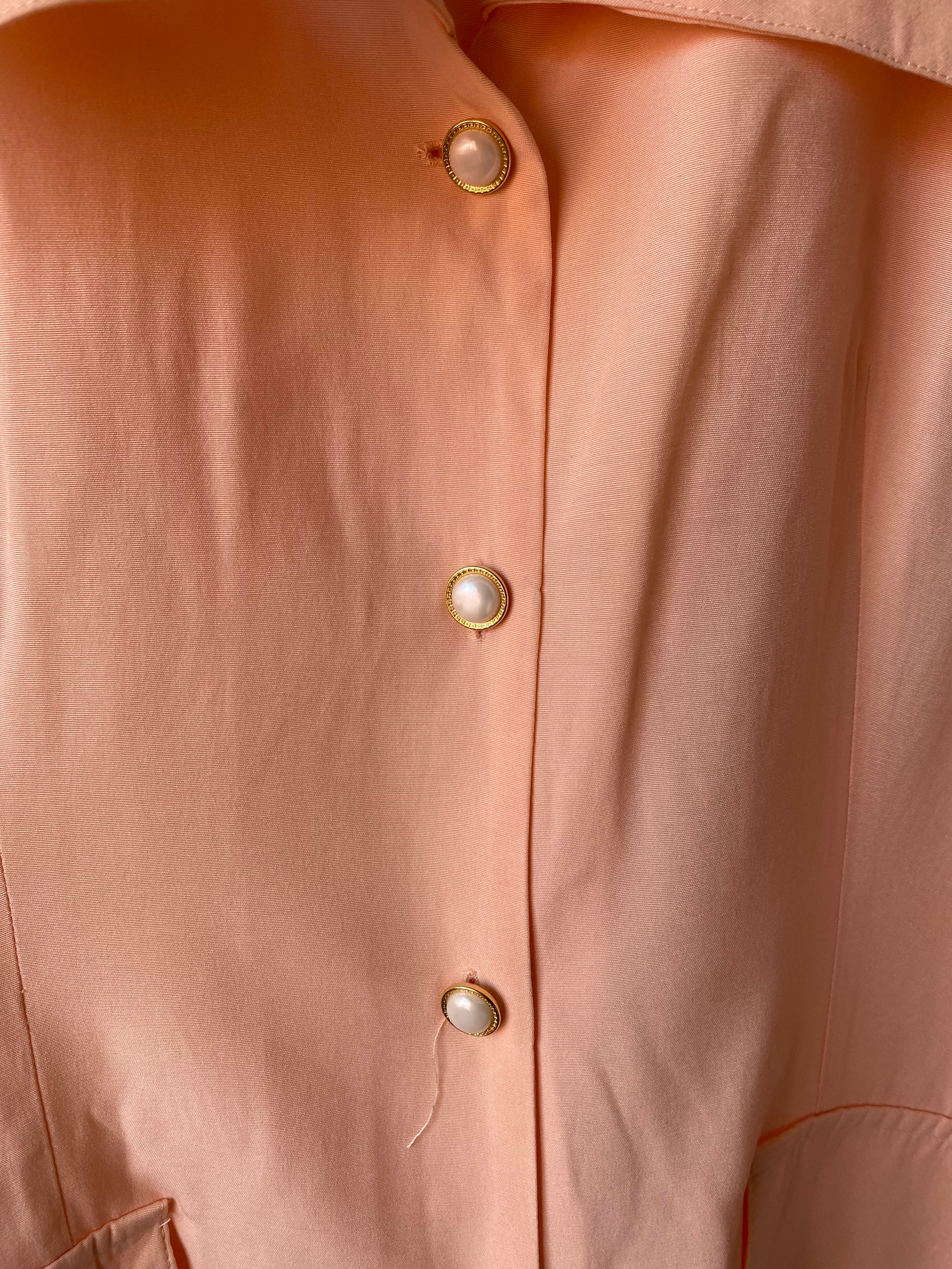 Chemise à grand col