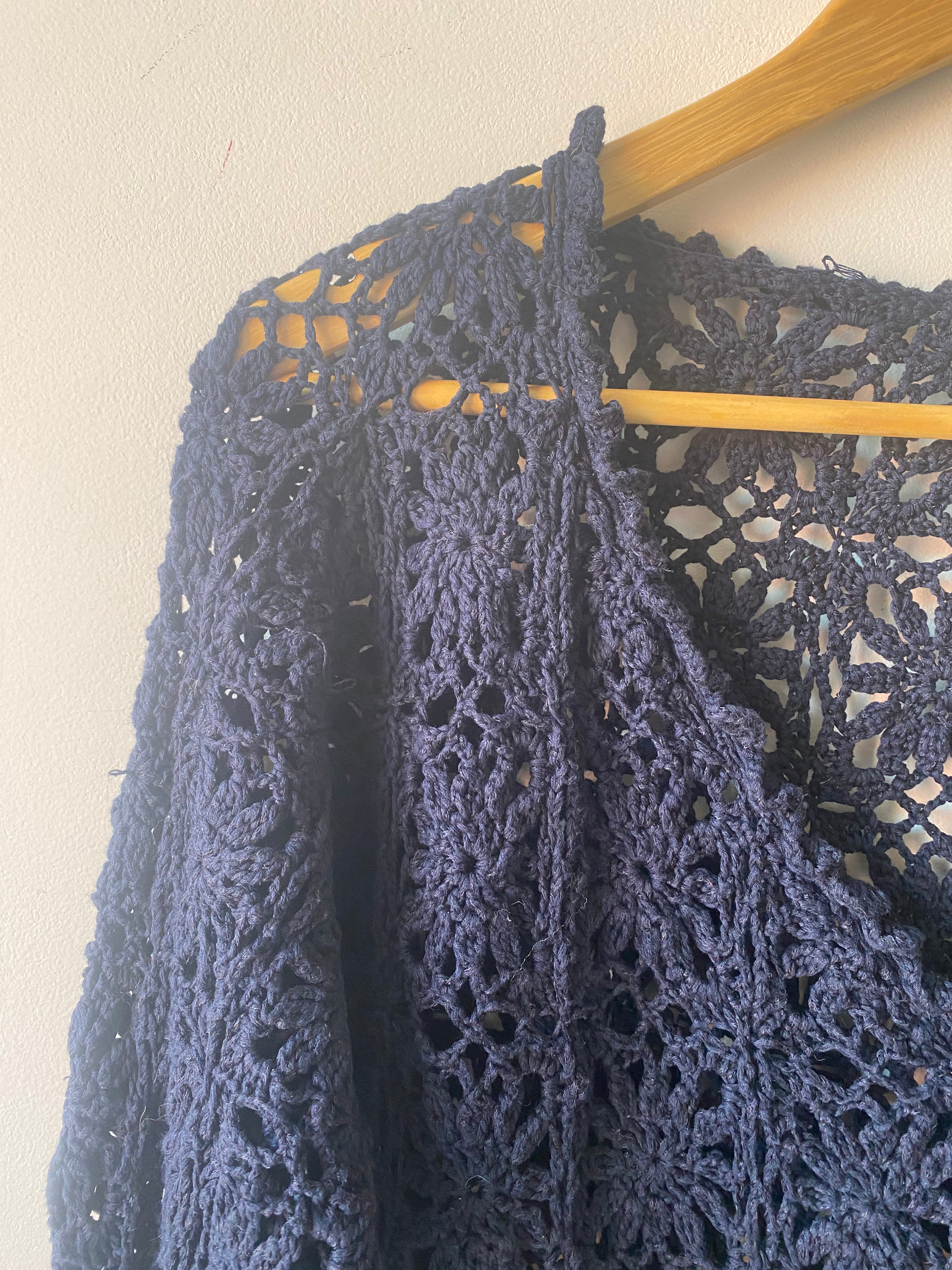 Cardigan en crochet 70s