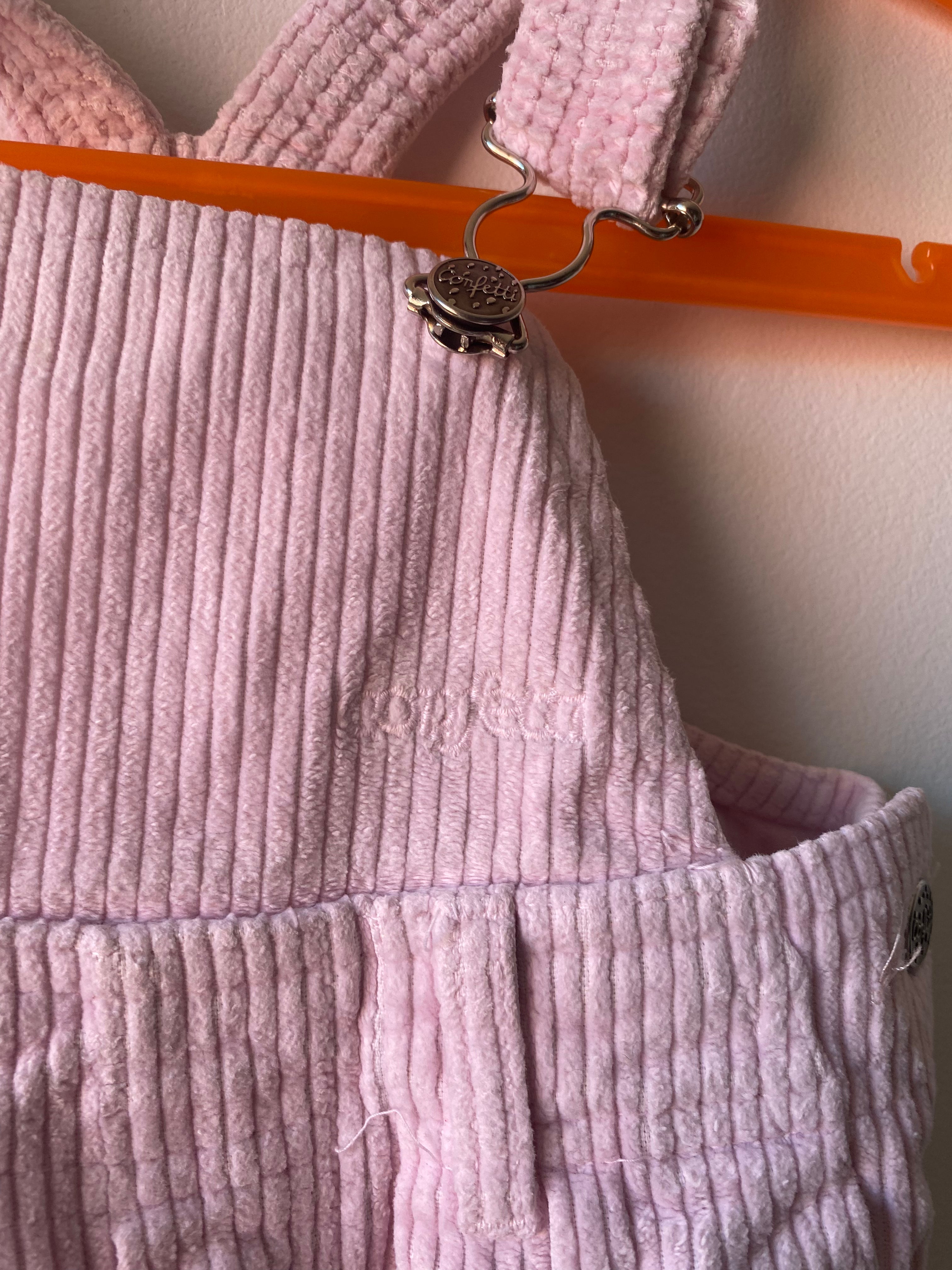 Salopette en velours rose