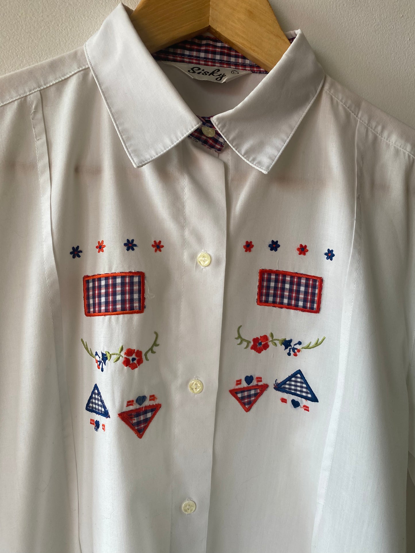 Chemise brodée