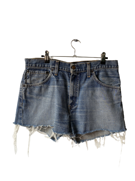 Short Levis