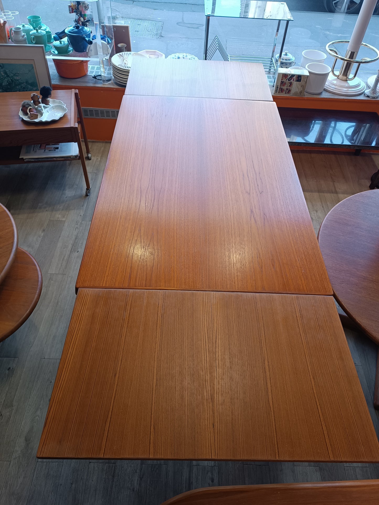 Table à manger scandinave en teck de Henning Kjaernulf