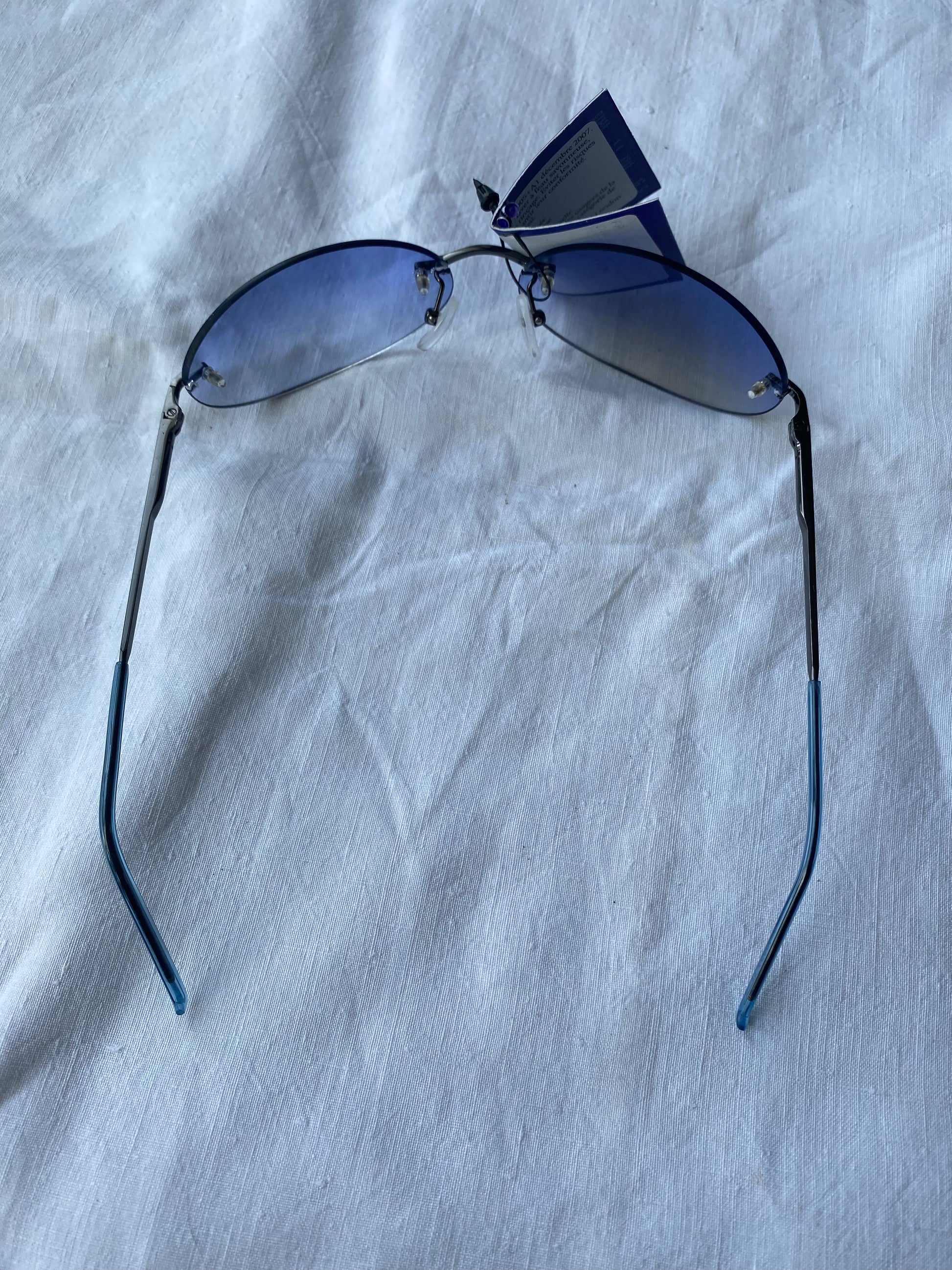 Lunette top soleil bleu