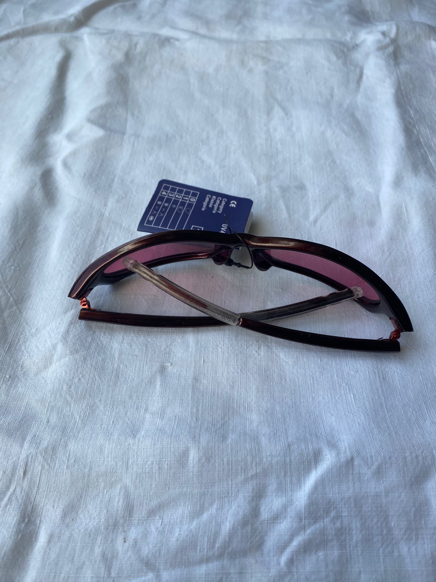 Lunette de soleil rose