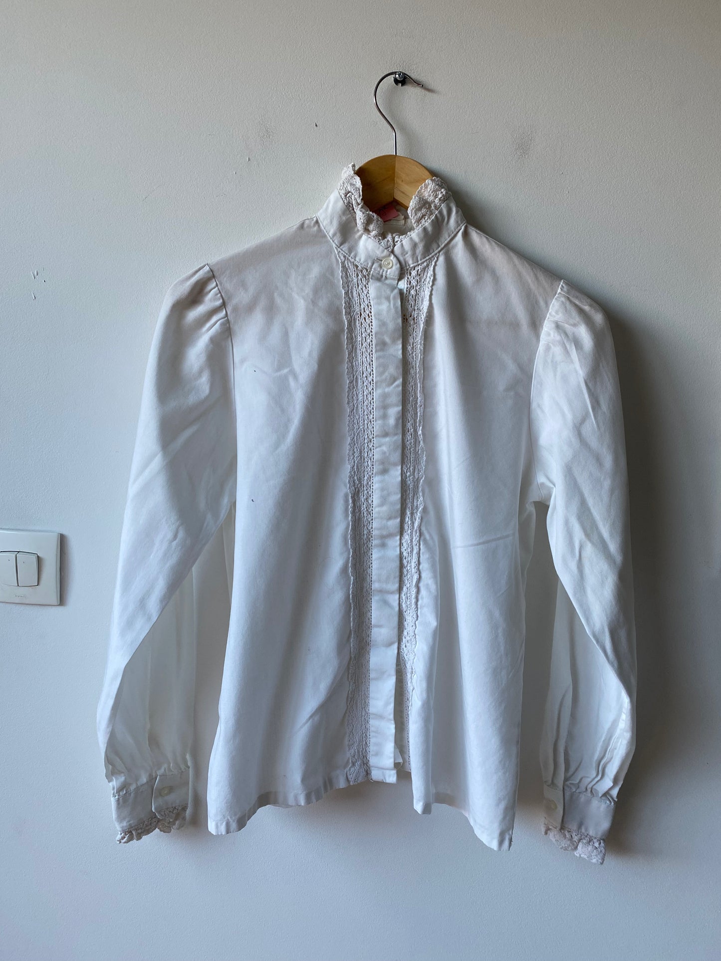 Chemise brodée